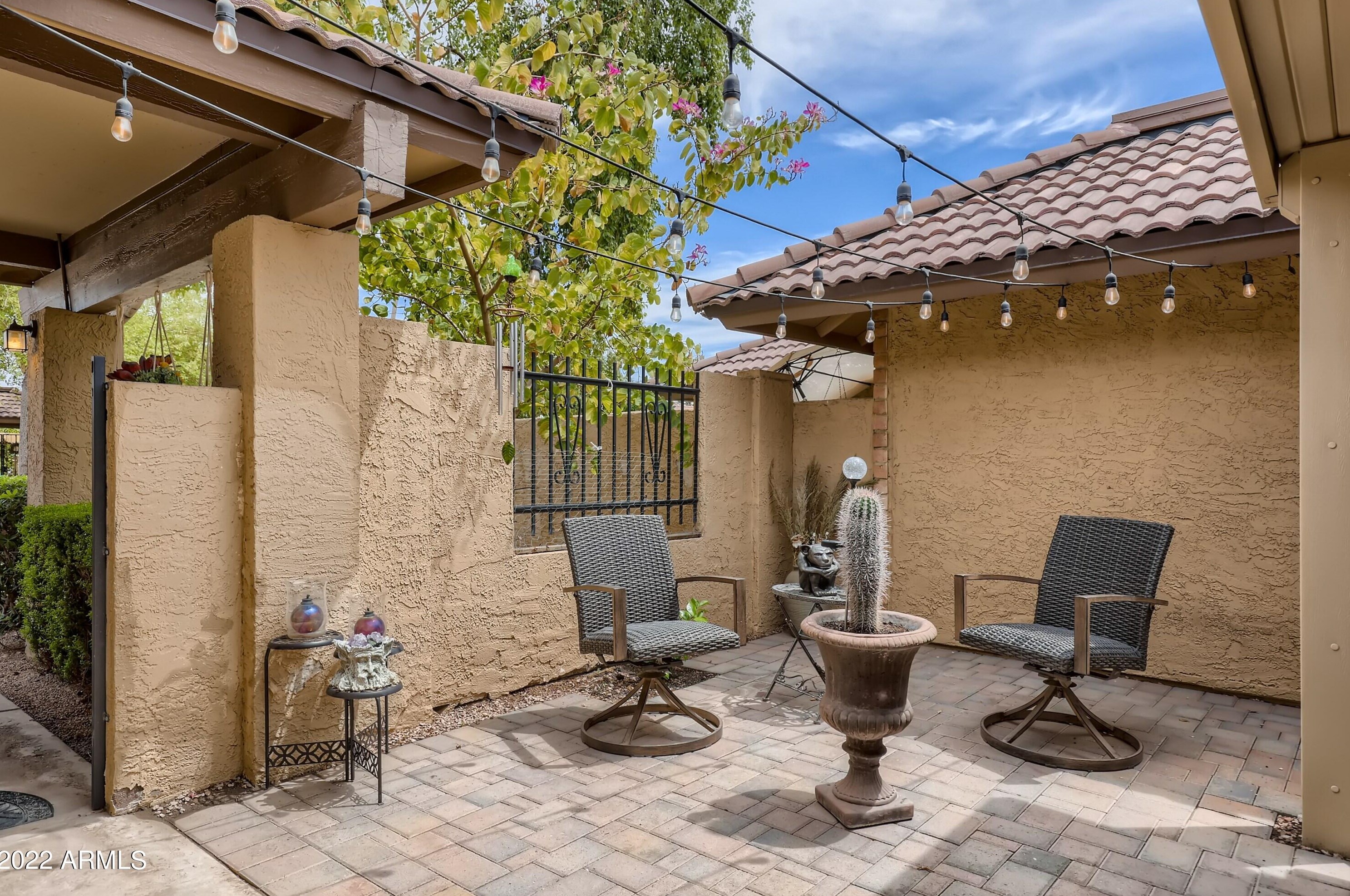 12222 Paiute St, Phoenix AZ 85044-2112 exterior