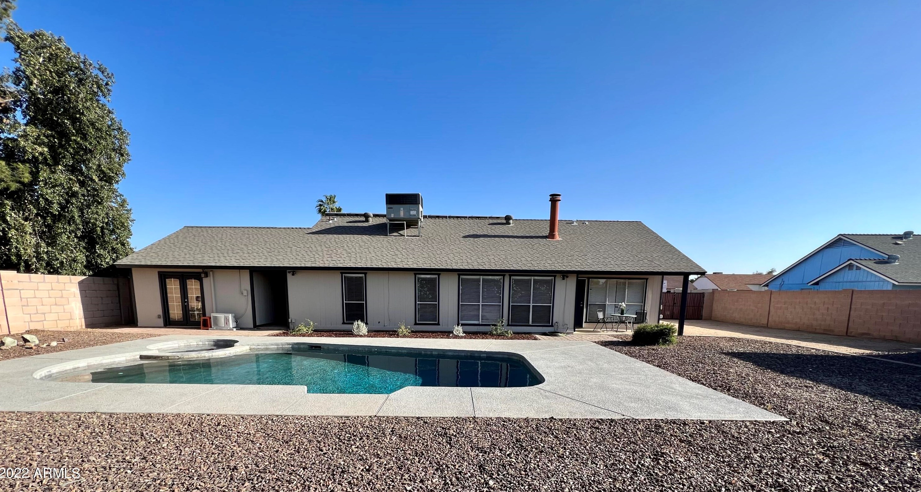 7130 Shaw Butte Dr, Peoria, AZ 85345-8939