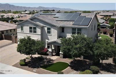18372 W Monterosa Street - Photo 1