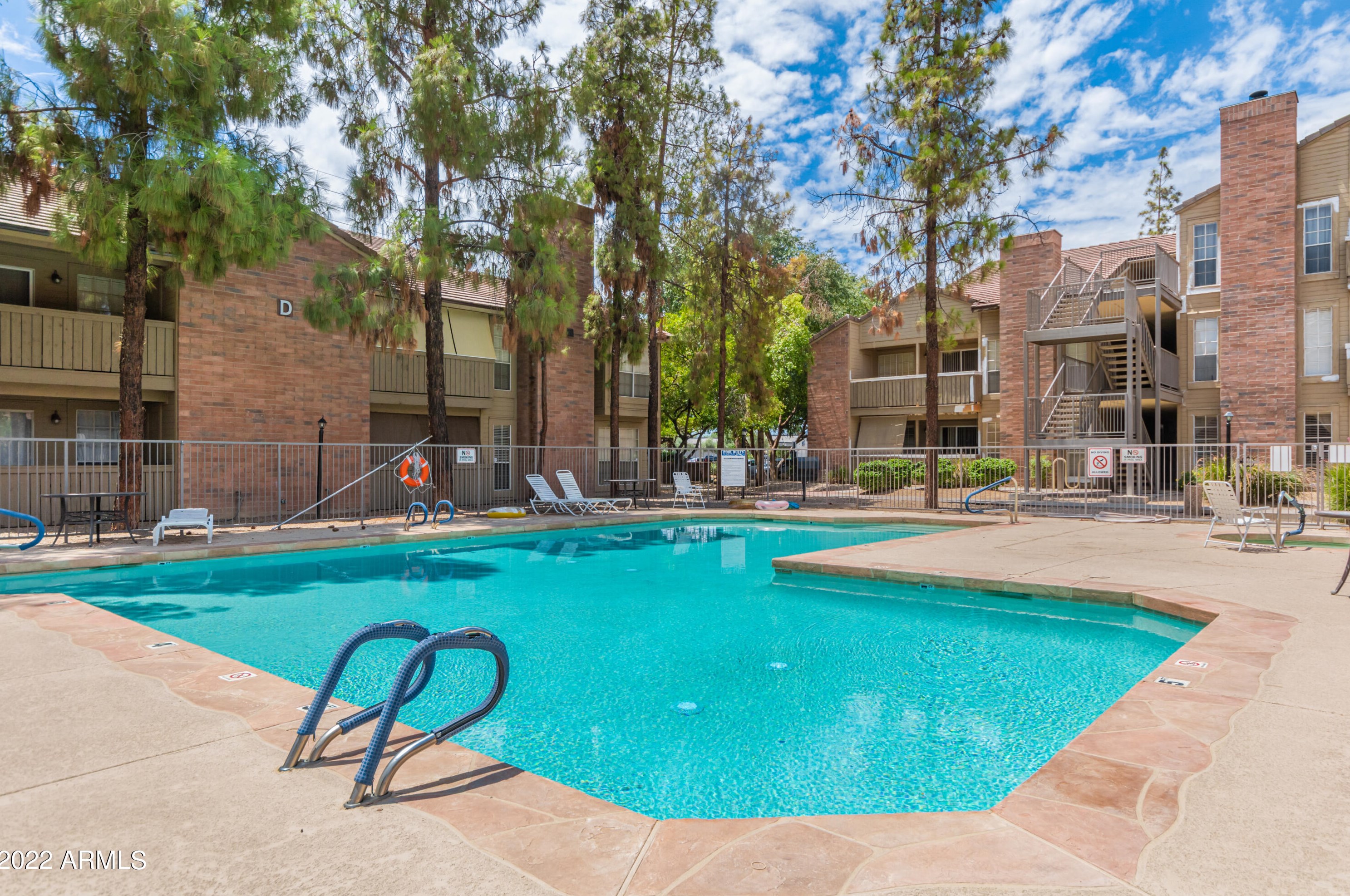200 Southern Ave, Tempe AZ  85282-5139 exterior