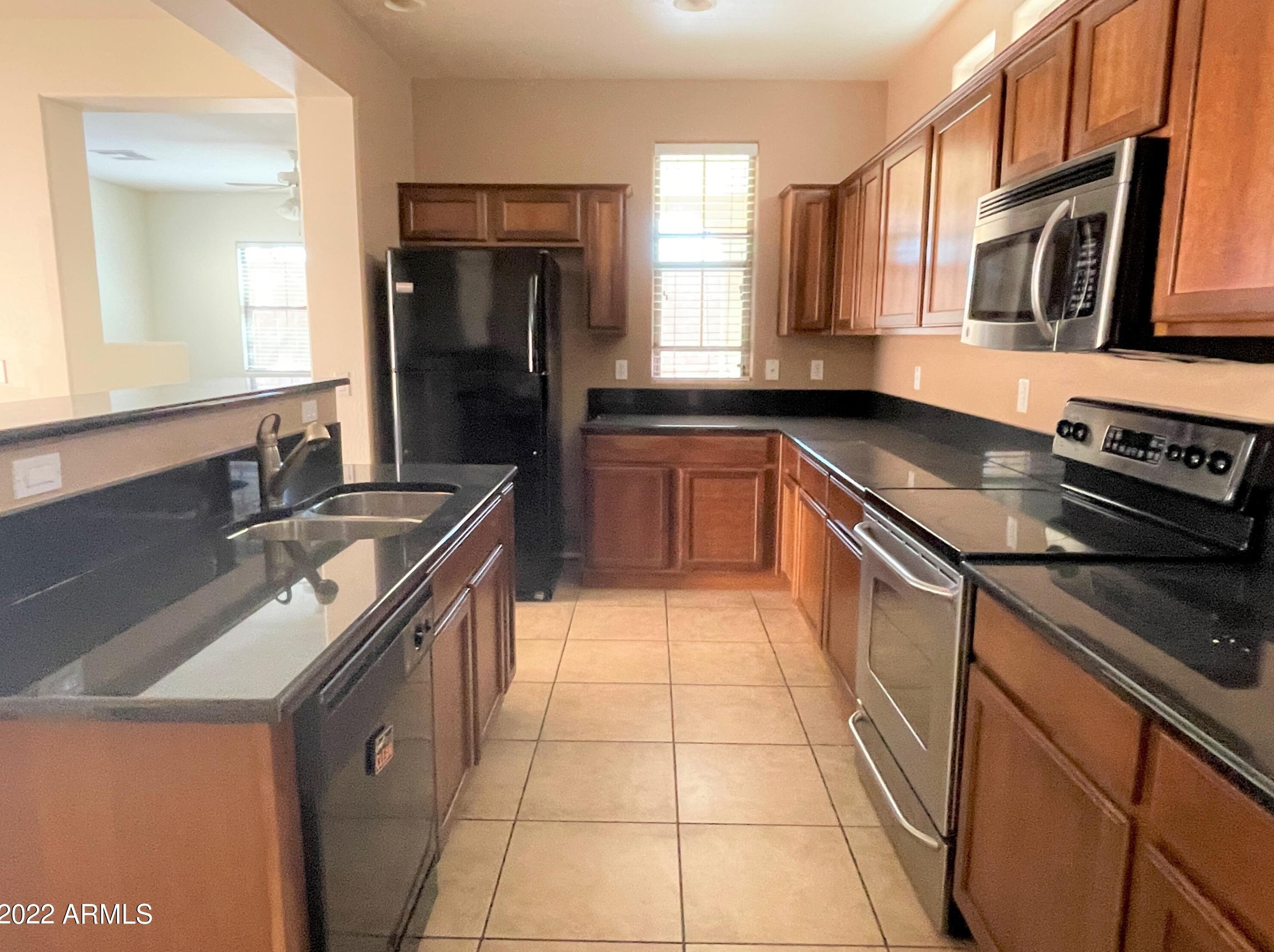 5330 W Chisum Trail, Phoenix, AZ 85083