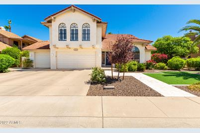 6318 E Le Marche Avenue - Photo 1