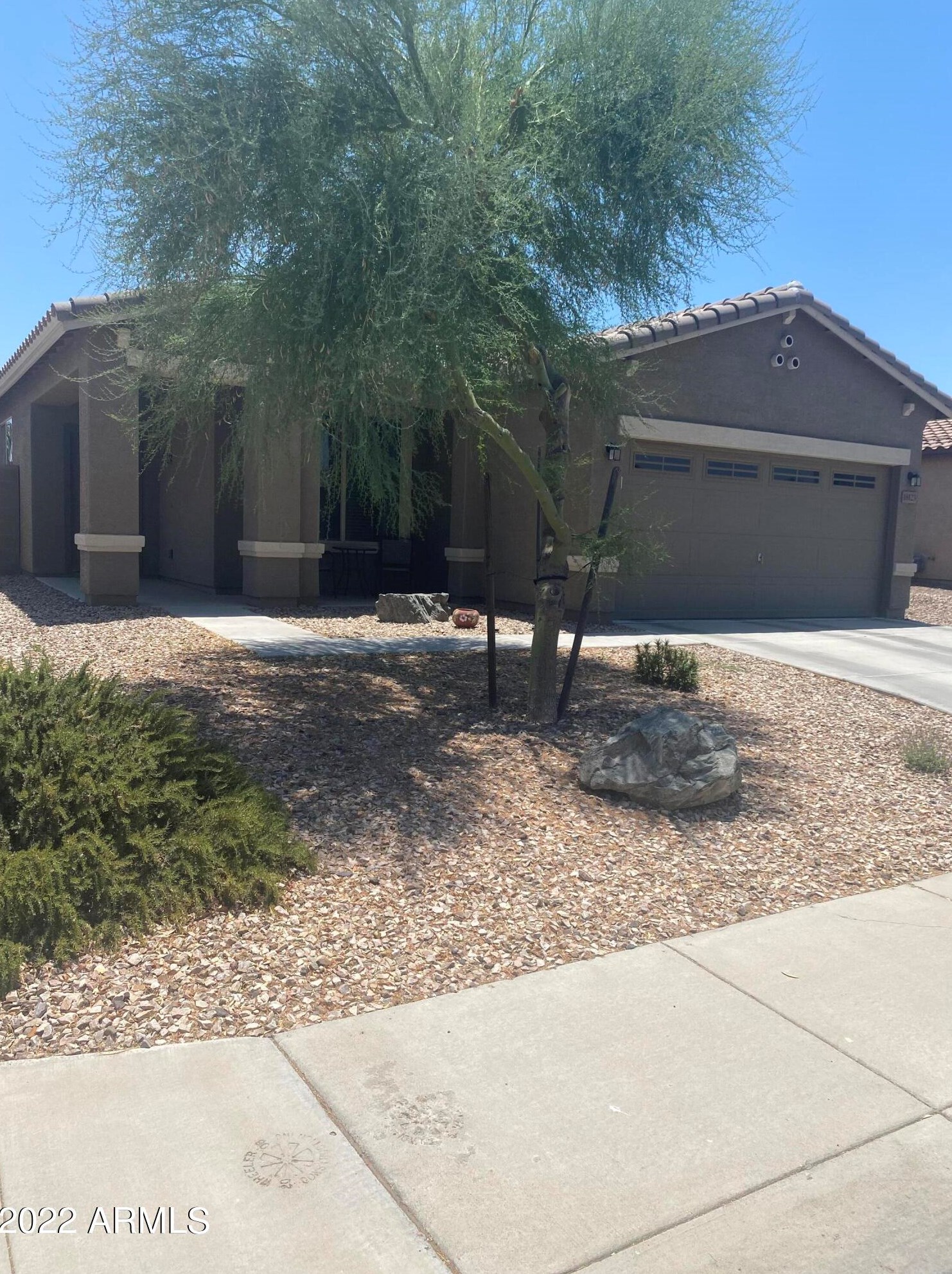 18123 Sunnyslope Ln, Waddell, AZ 85355-4216