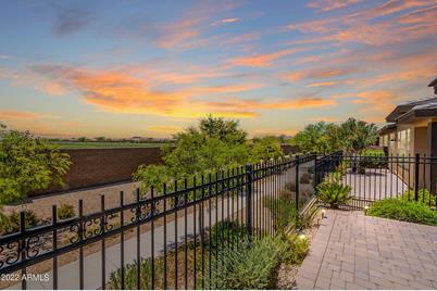 893 E Cobble Stone Drive - Photo 1
