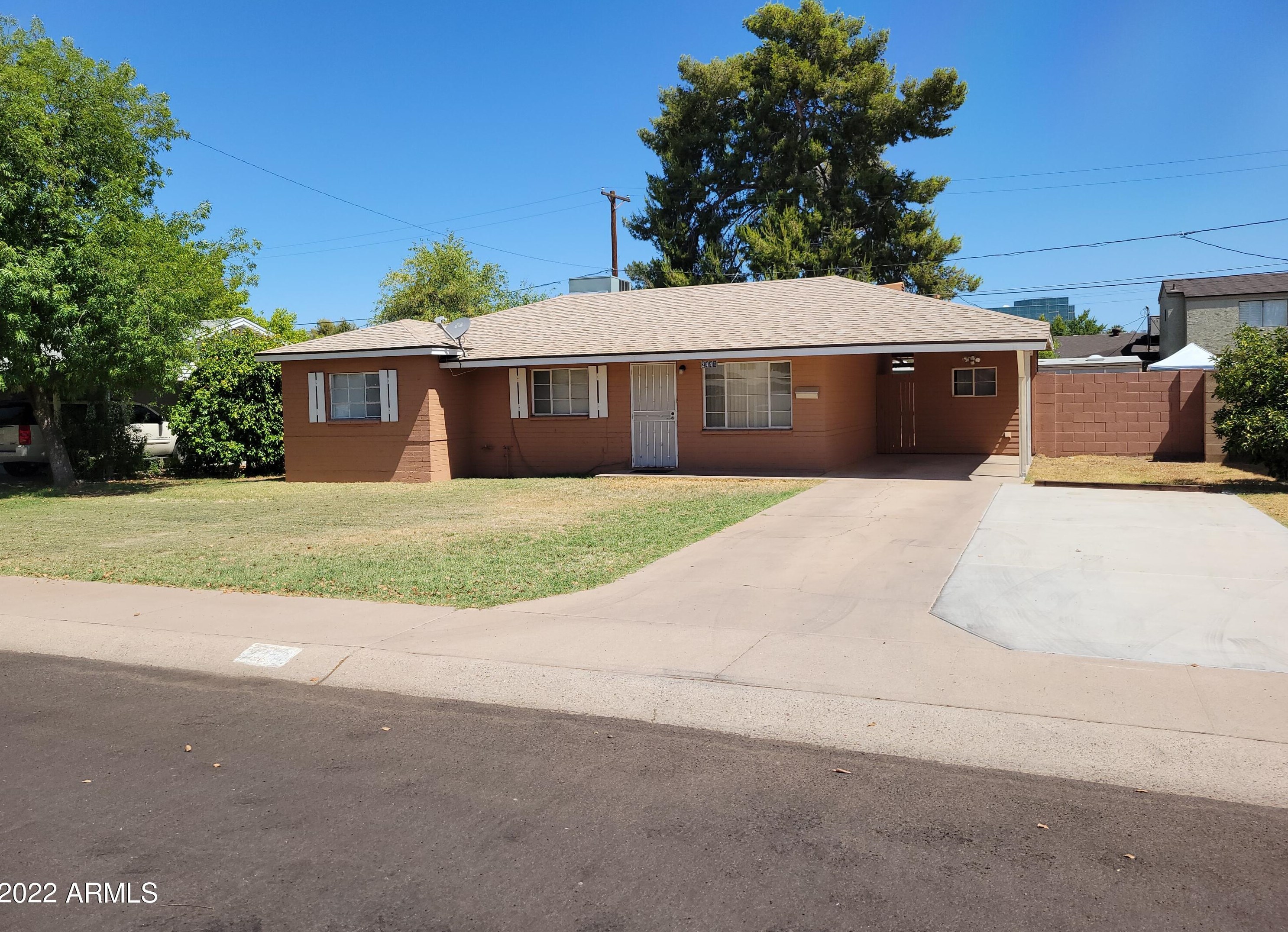 2448 Meadowbrook Ave, Phoenix, AZ