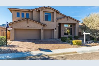 5733 W Plum Road - Photo 1