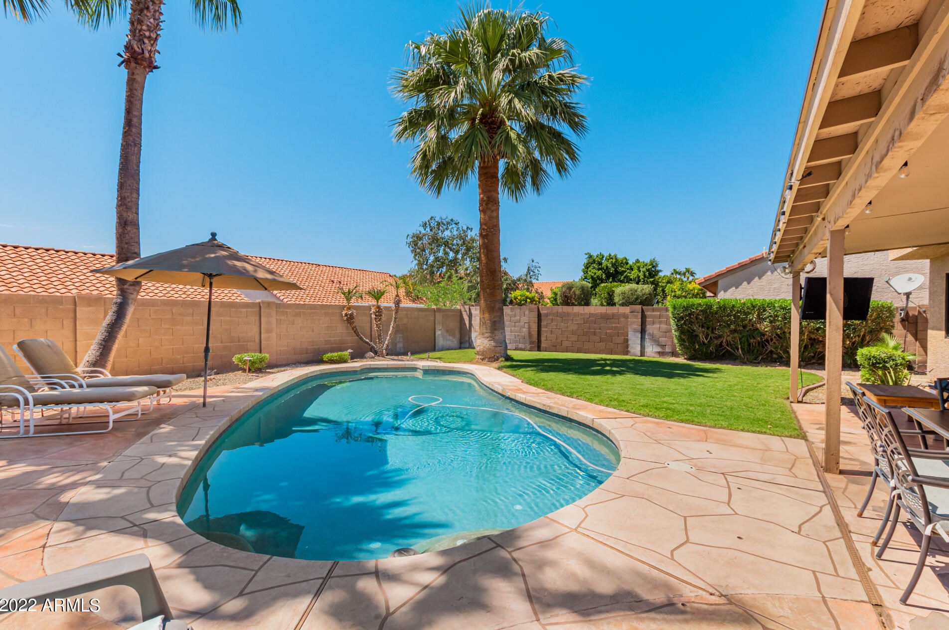 2749 Rock Wren Rd, Phoenix, AZ