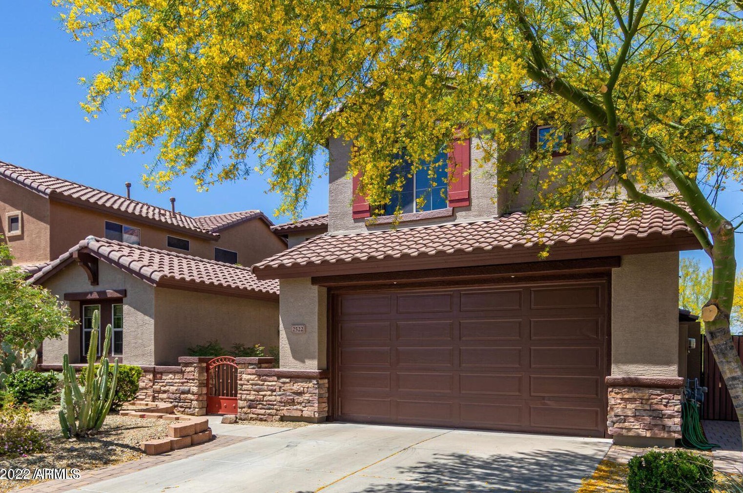 2522 W Coyote Creek Dr, Phoenix, AZ 85086