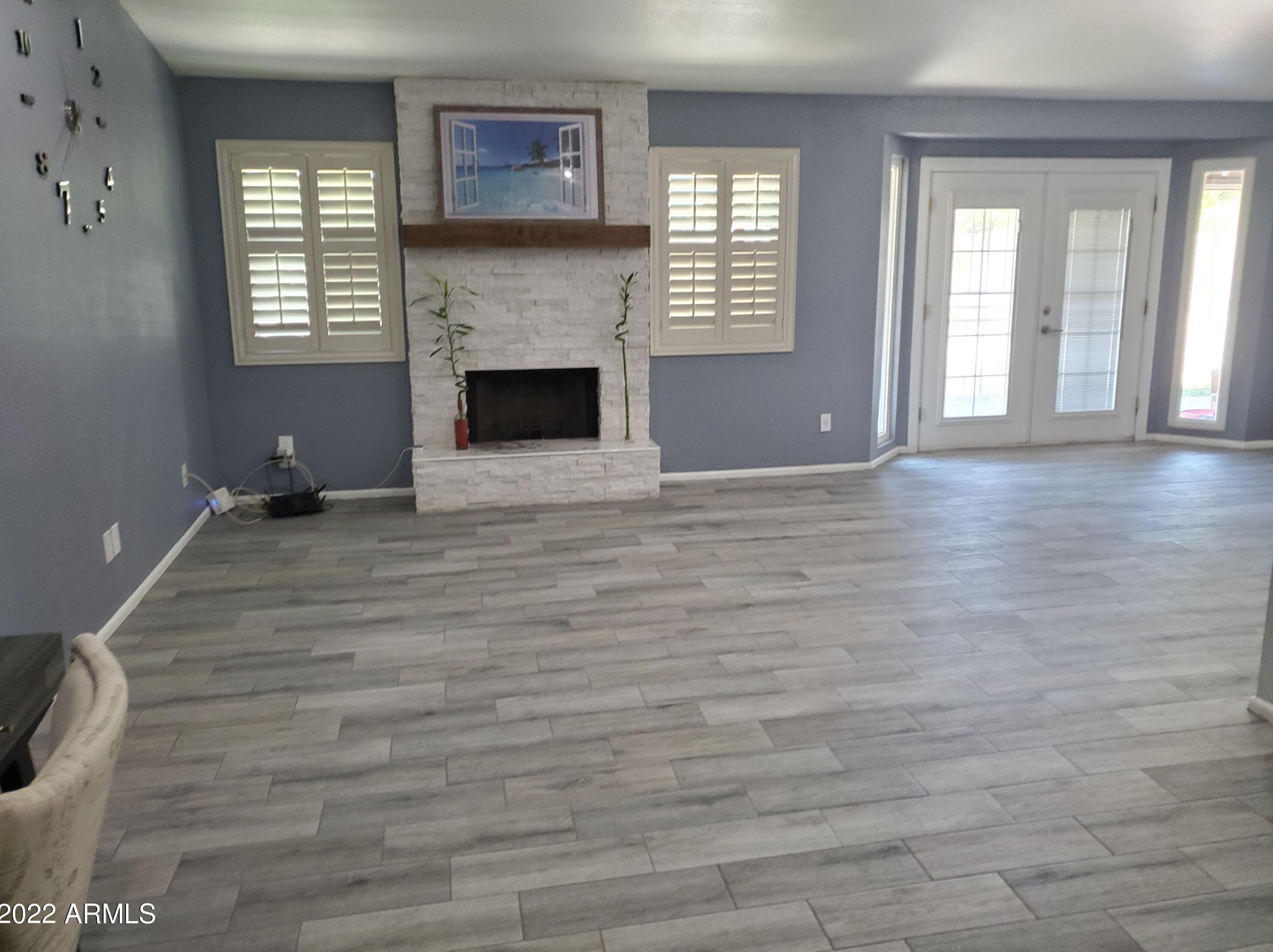 860 N Rogers, Mesa, AZ 85201