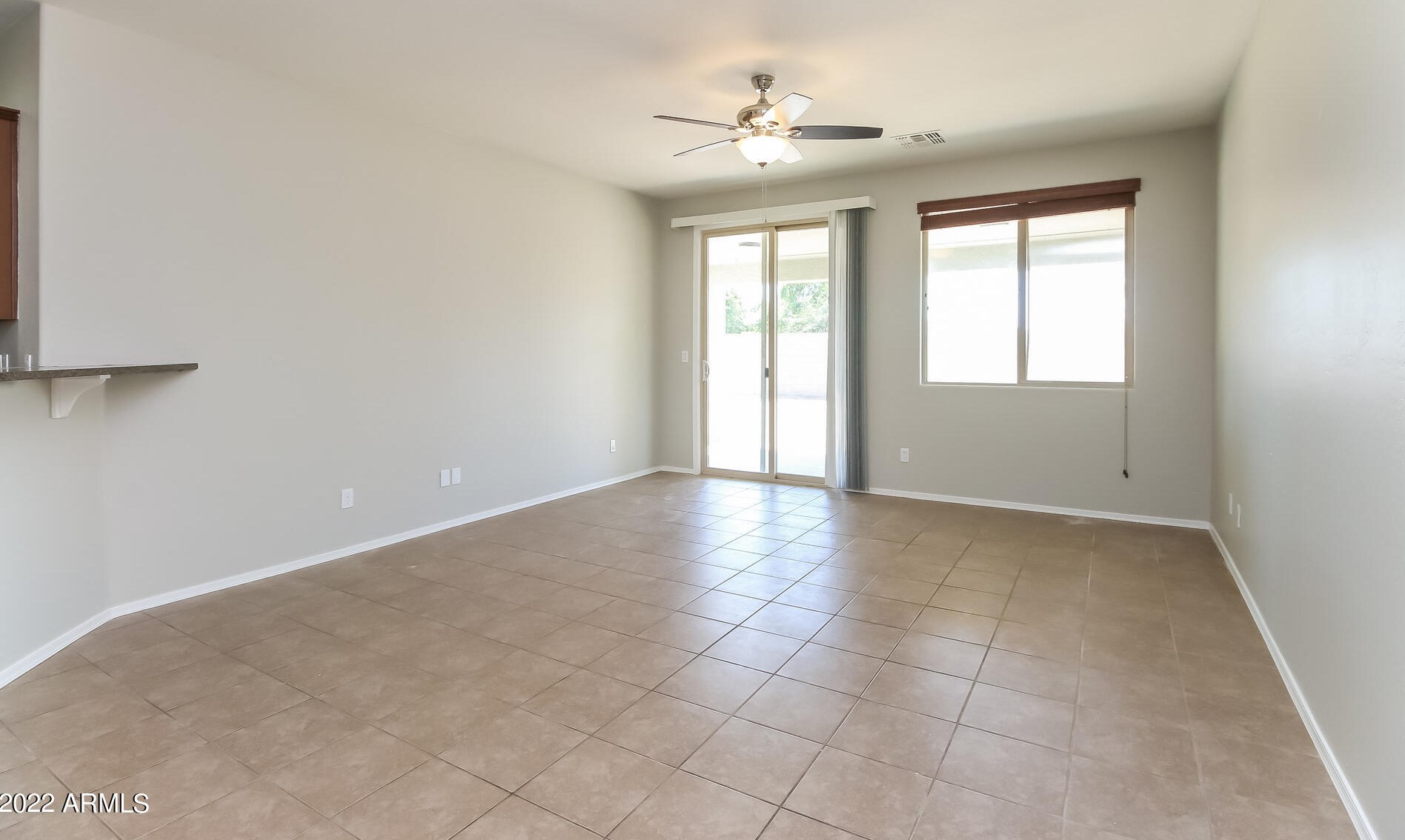 38248 N Navarro Dr, San Tan Valley, AZ 85140