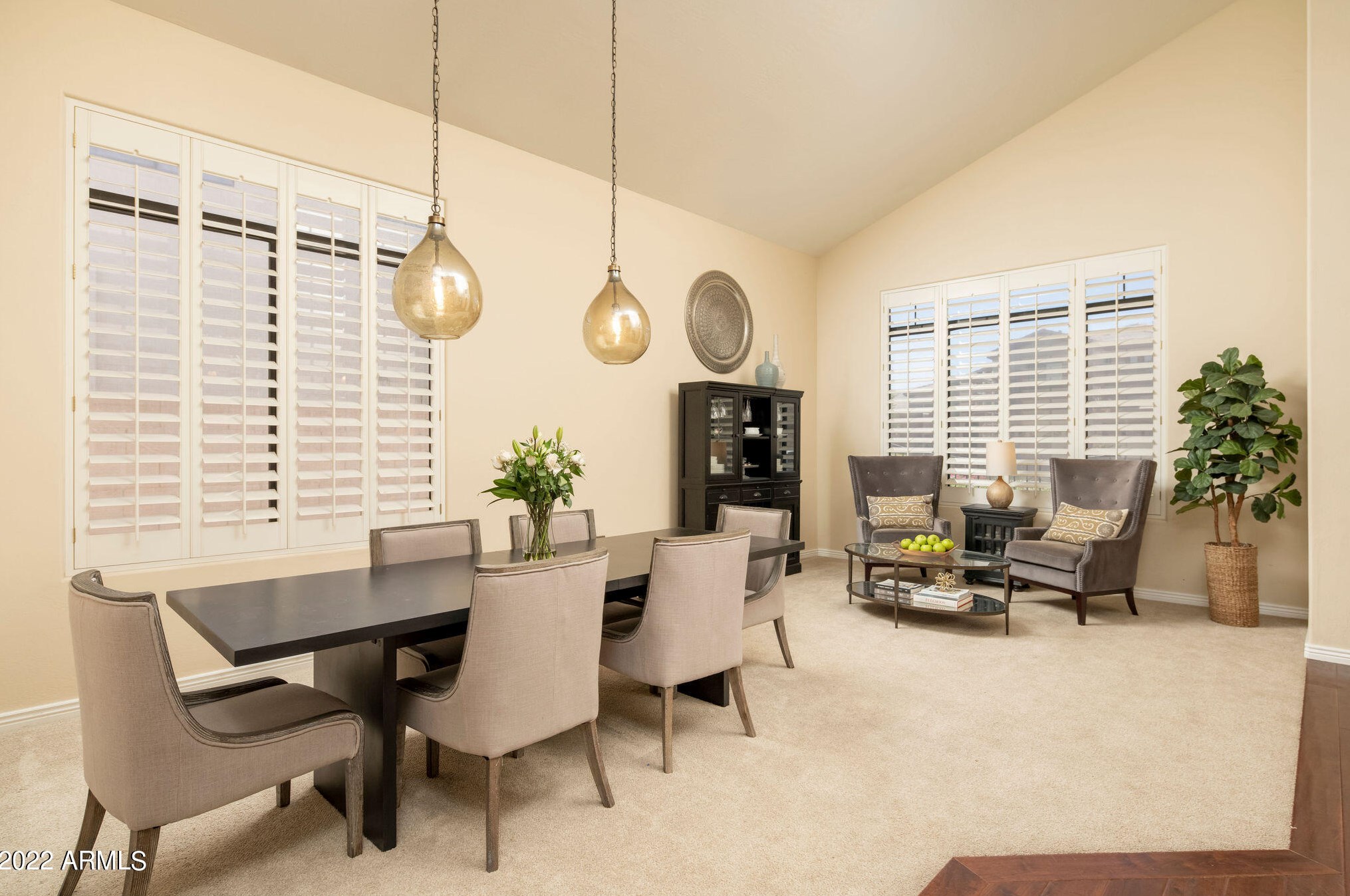 4902 Hamblin Dr, Phoenix, AZ 85054-6186