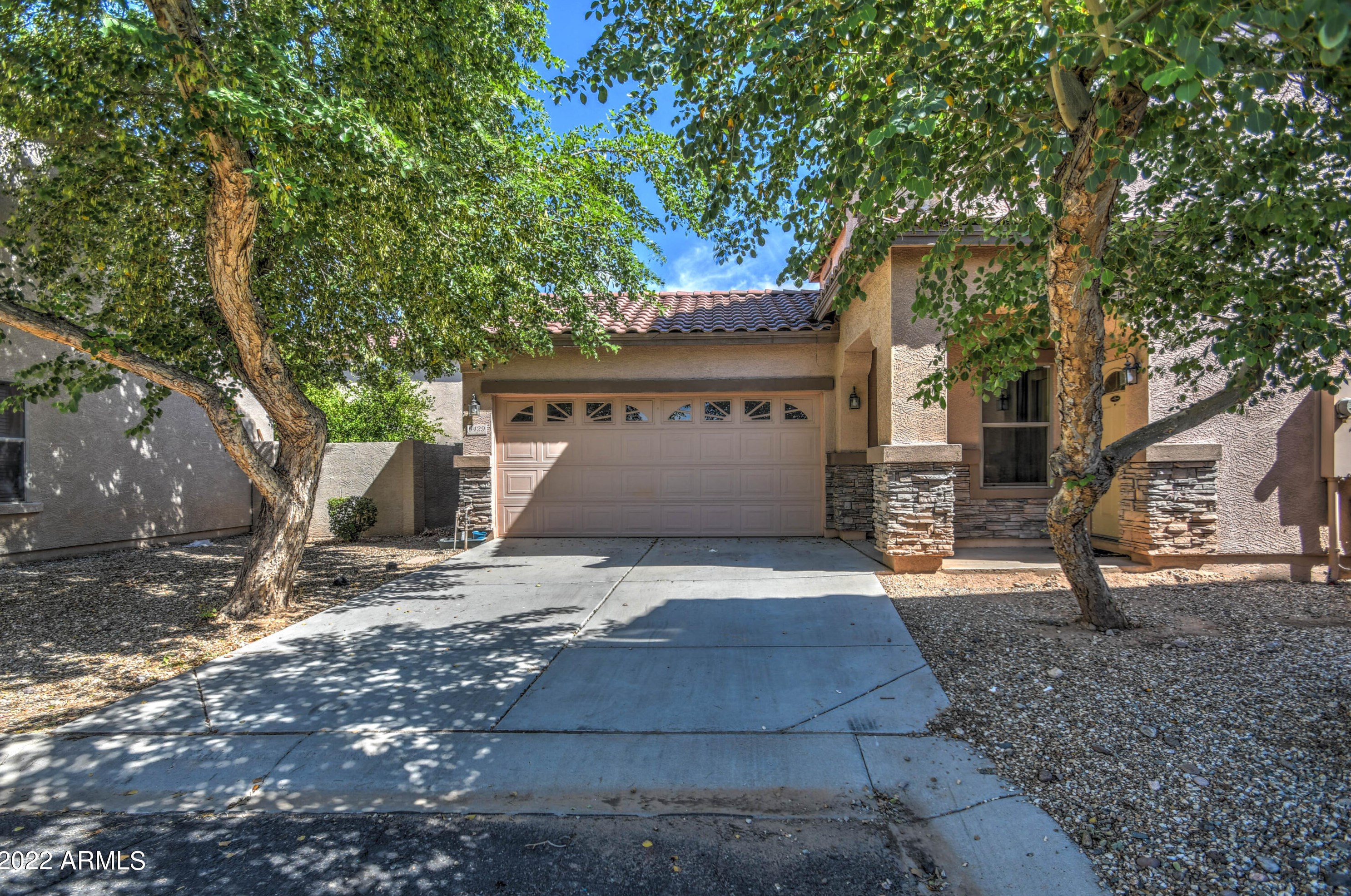 9429 Terri Lee Dr, Phoenix, AZ 85037-4269