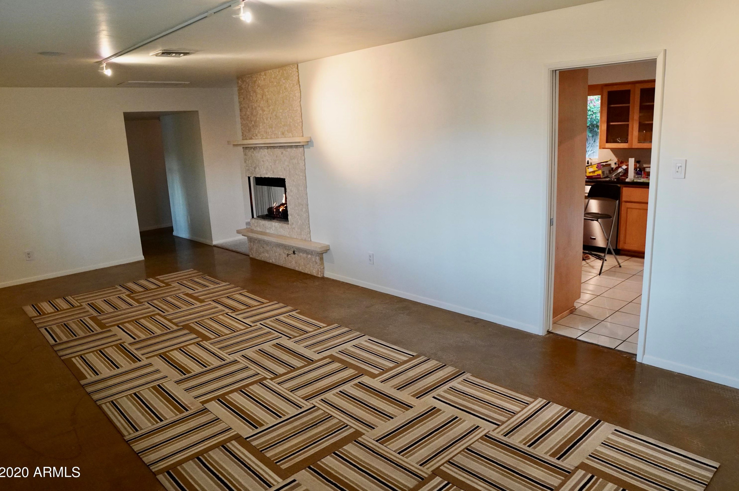 4217 Mitchell Dr, Phoenix AZ  85018-5915 exterior