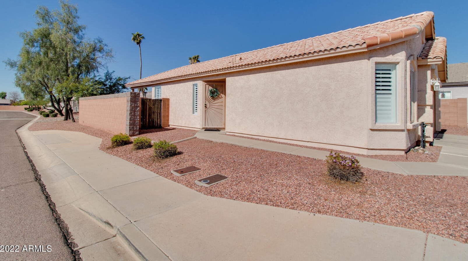 1930 Phelps Rd, Phoenix, AZ 85022-2837