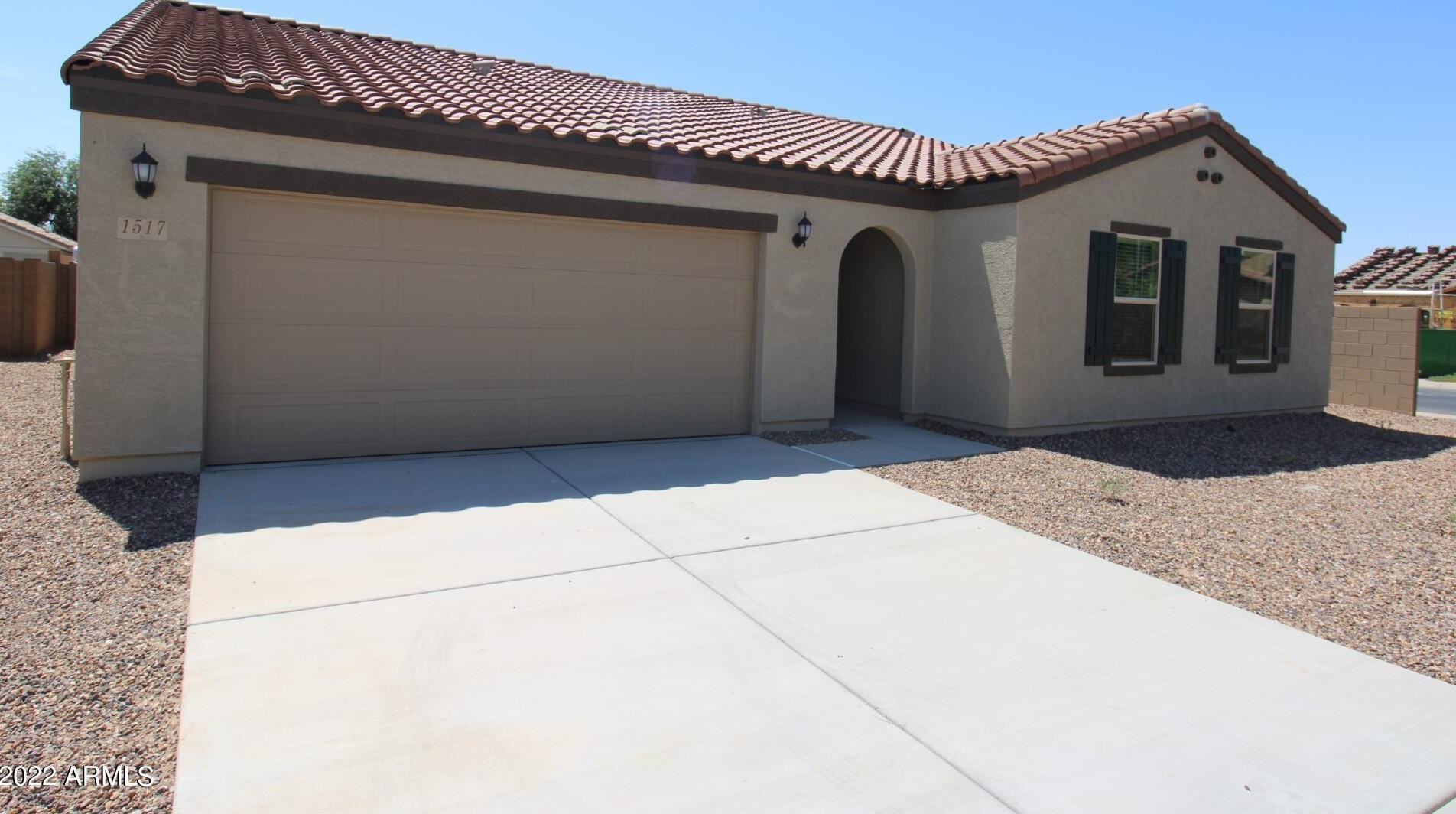 1517 E Desert Breeze Dr, Casa Grande, AZ 85122