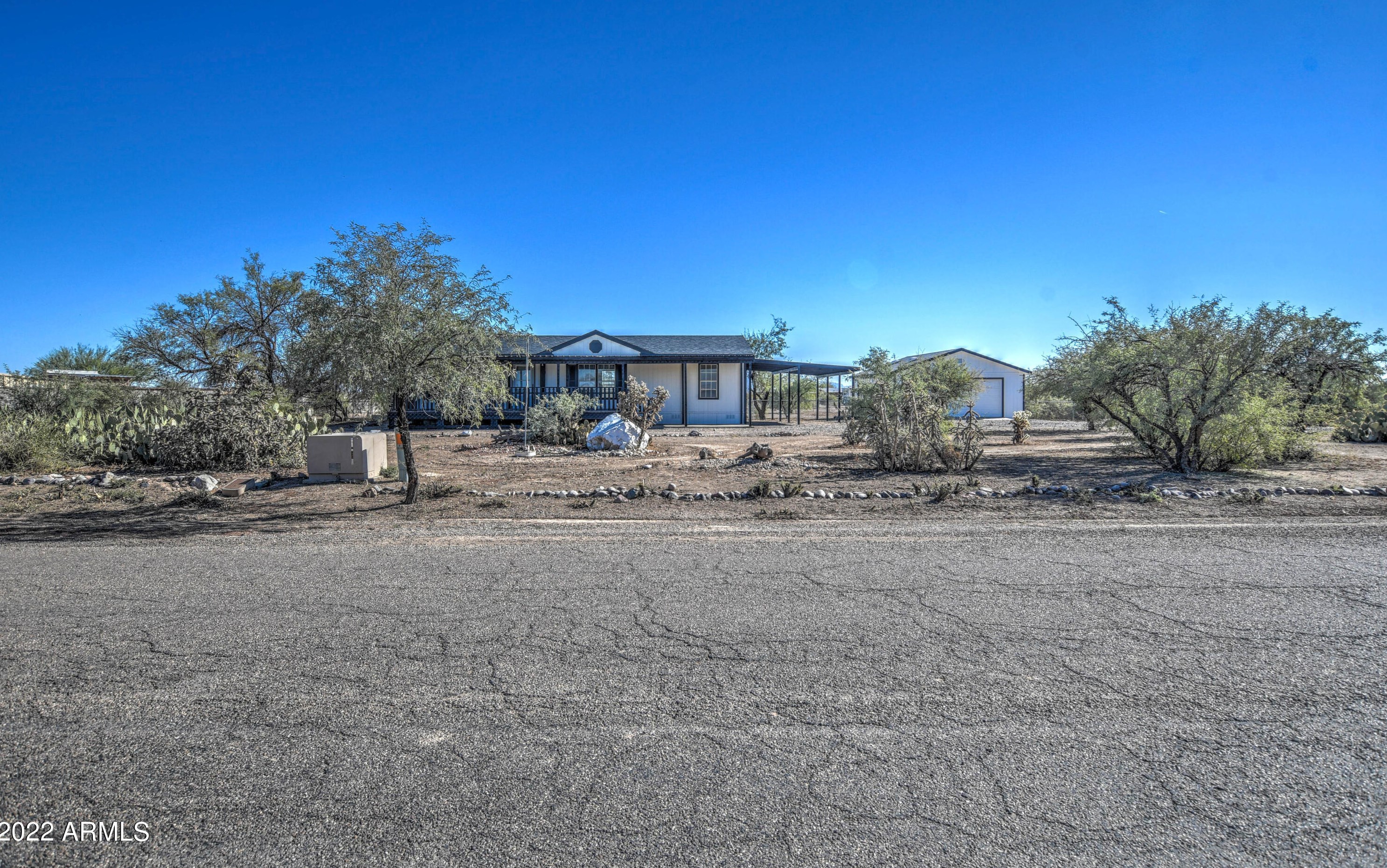 15189 Vaquero Cir, Arizona City, AZ