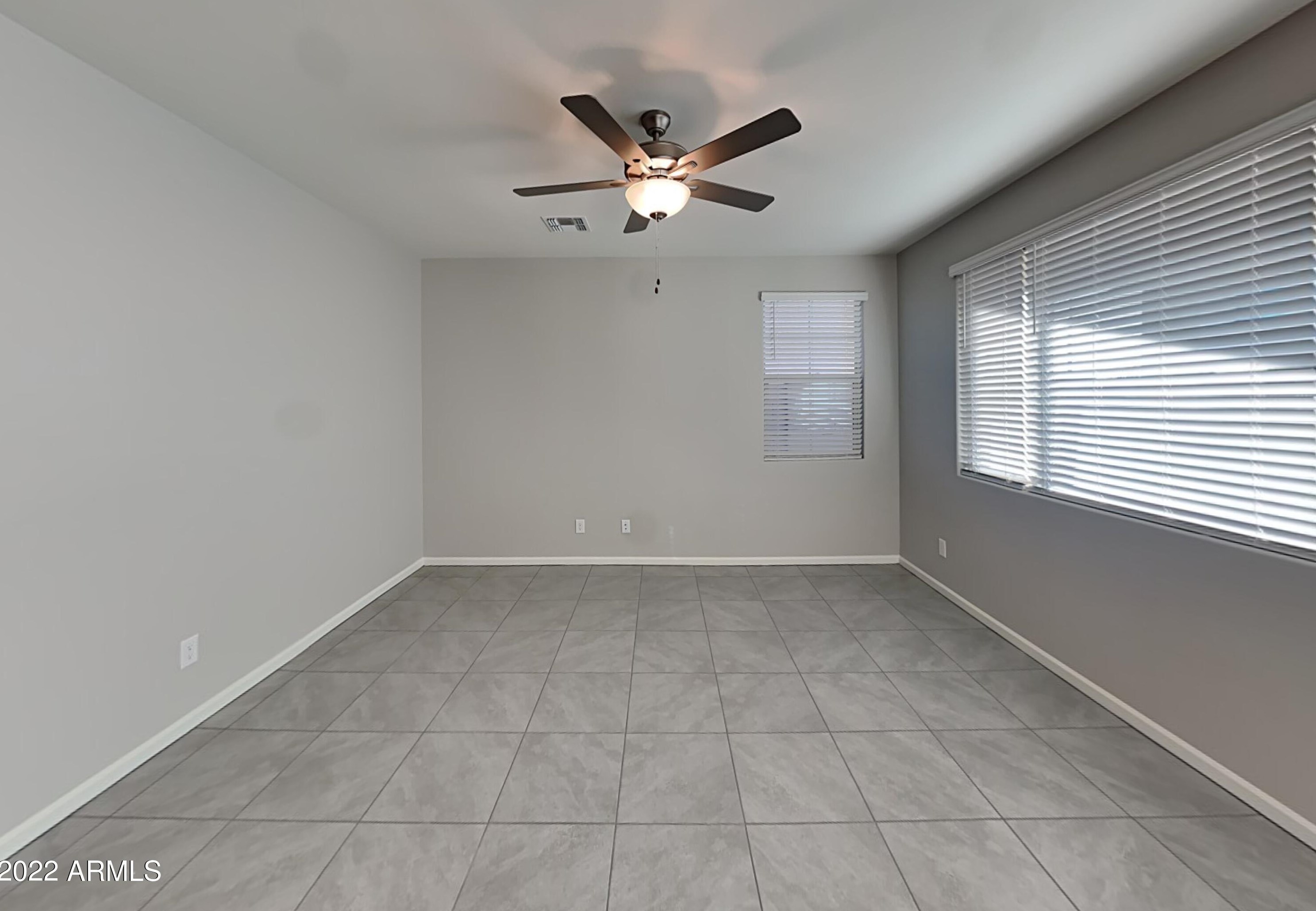 8633 E Posada Ave, Mesa, AZ 85212
