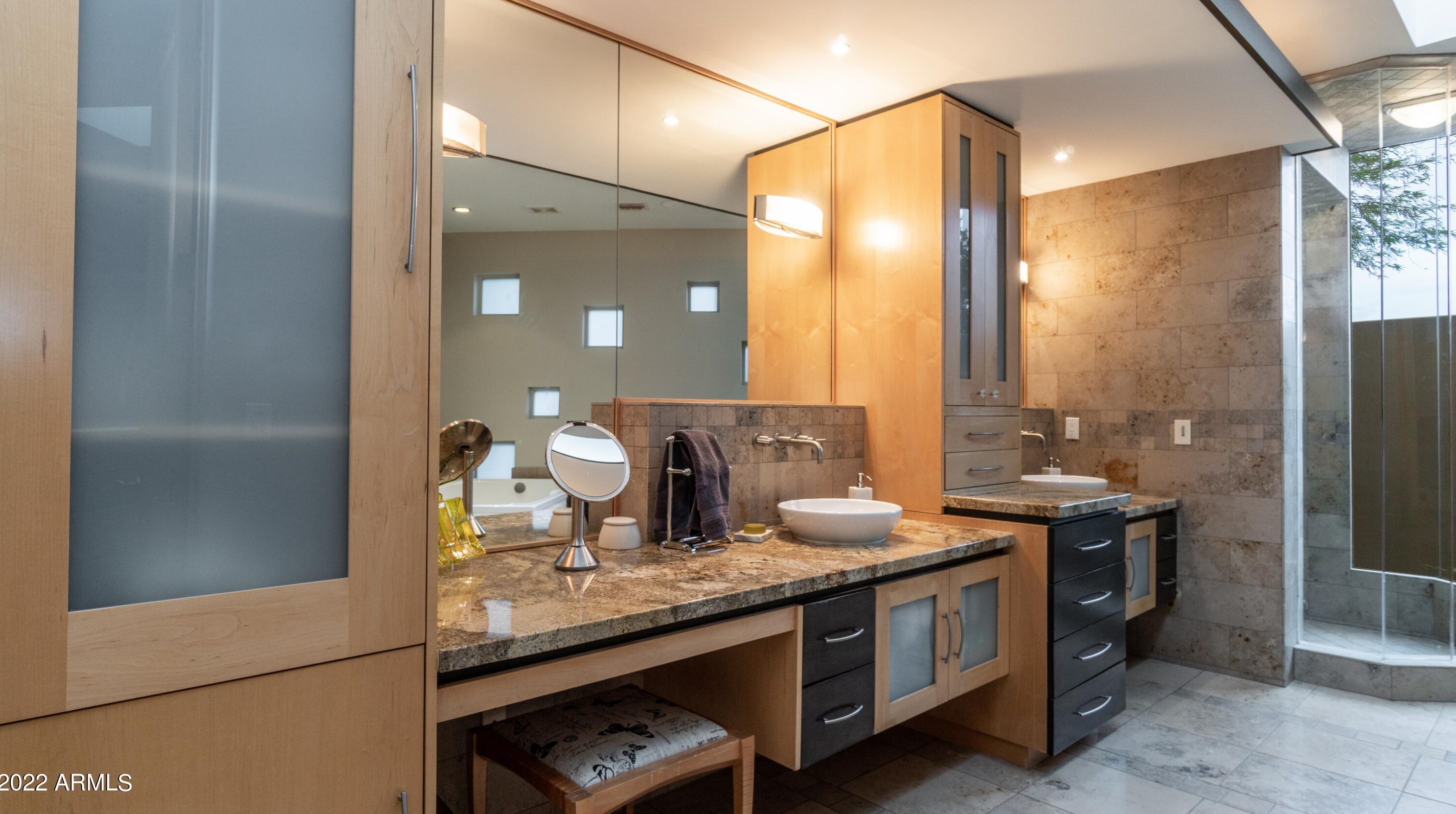 3622 Kachina Dr, Phoenix AZ 85044-3431 exterior