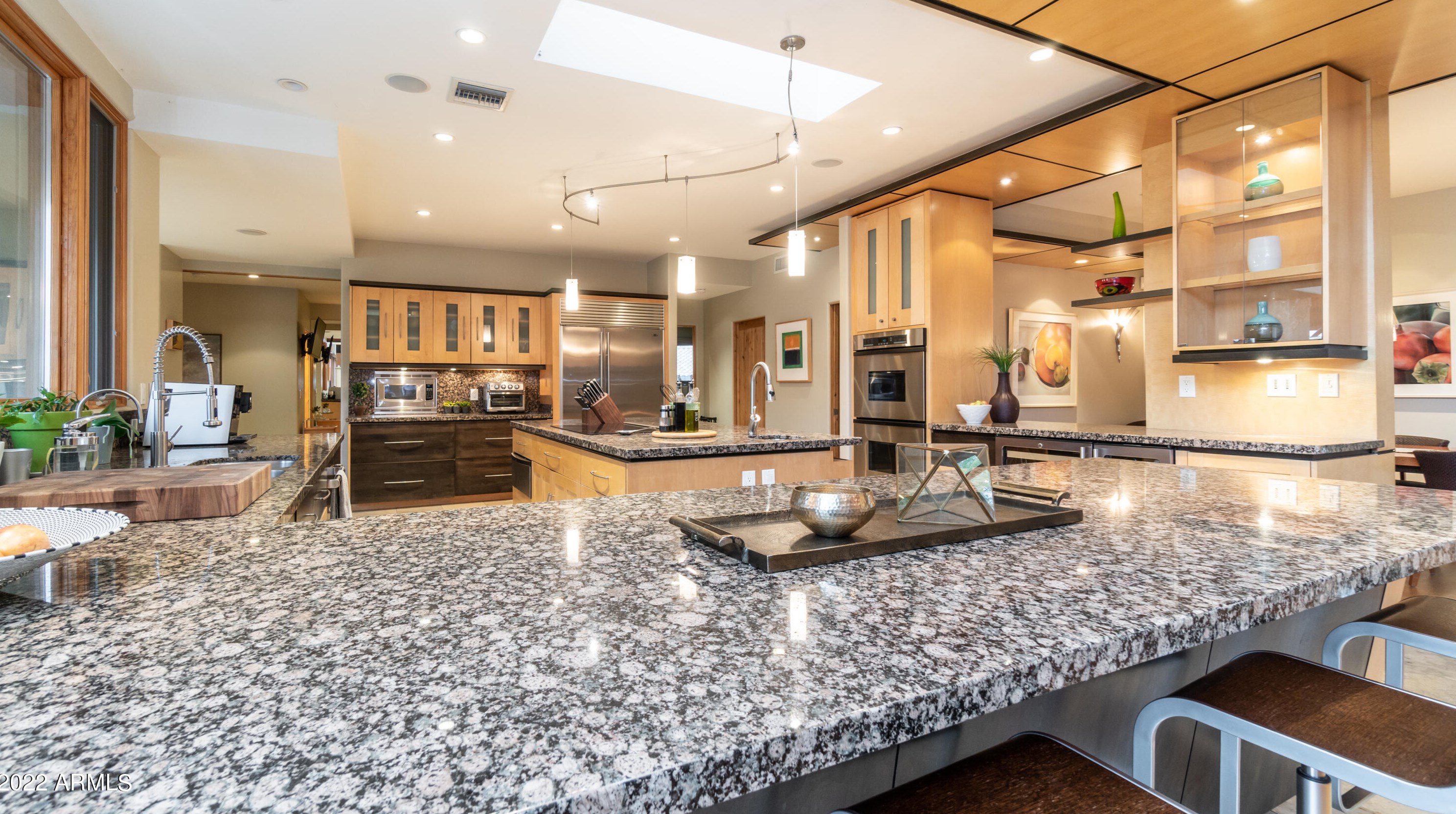 3622 Kachina Dr, Phoenix AZ 85044-3431 exterior