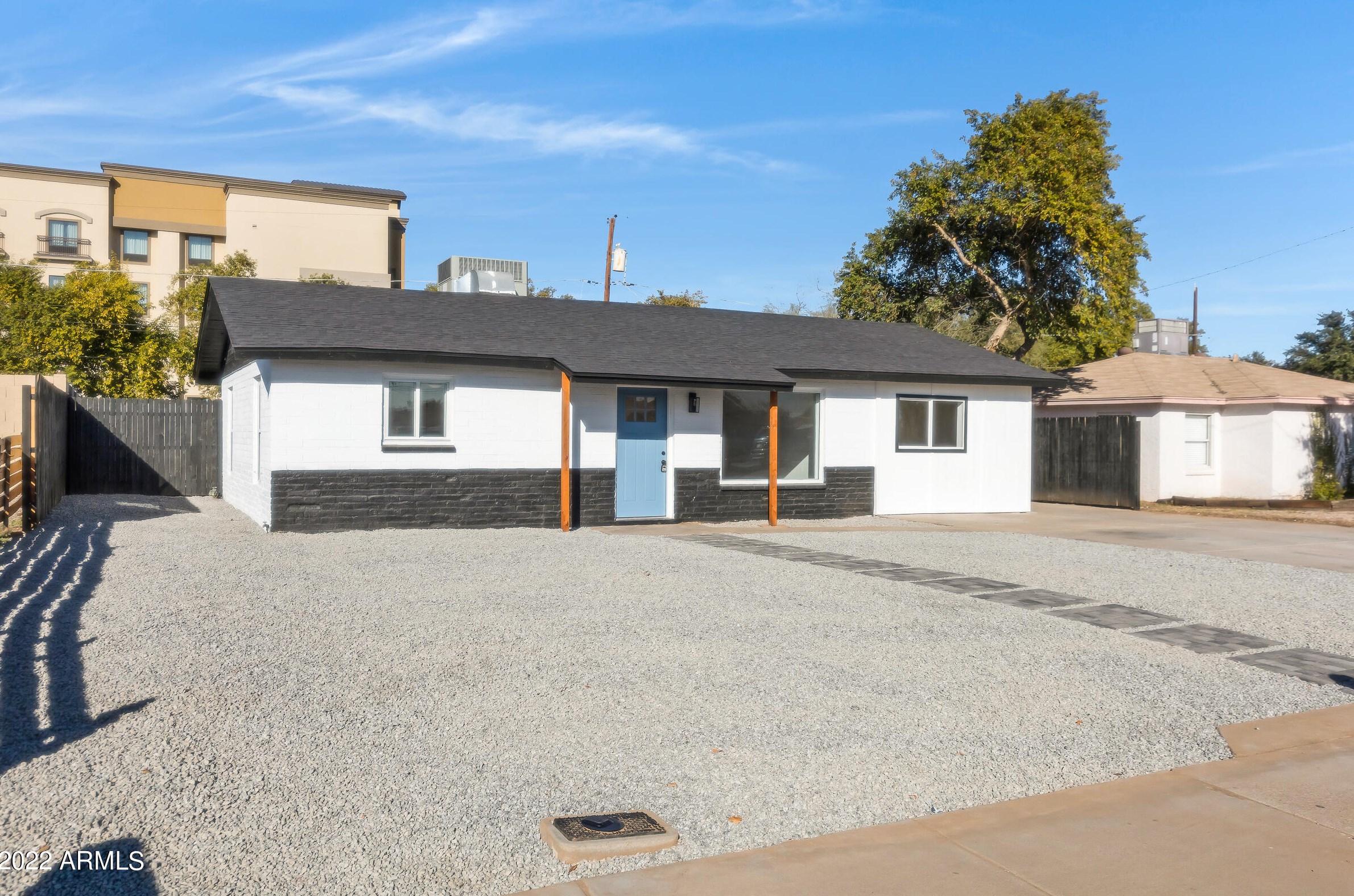 924 E Weber Dr, Tempe, AZ 85281
