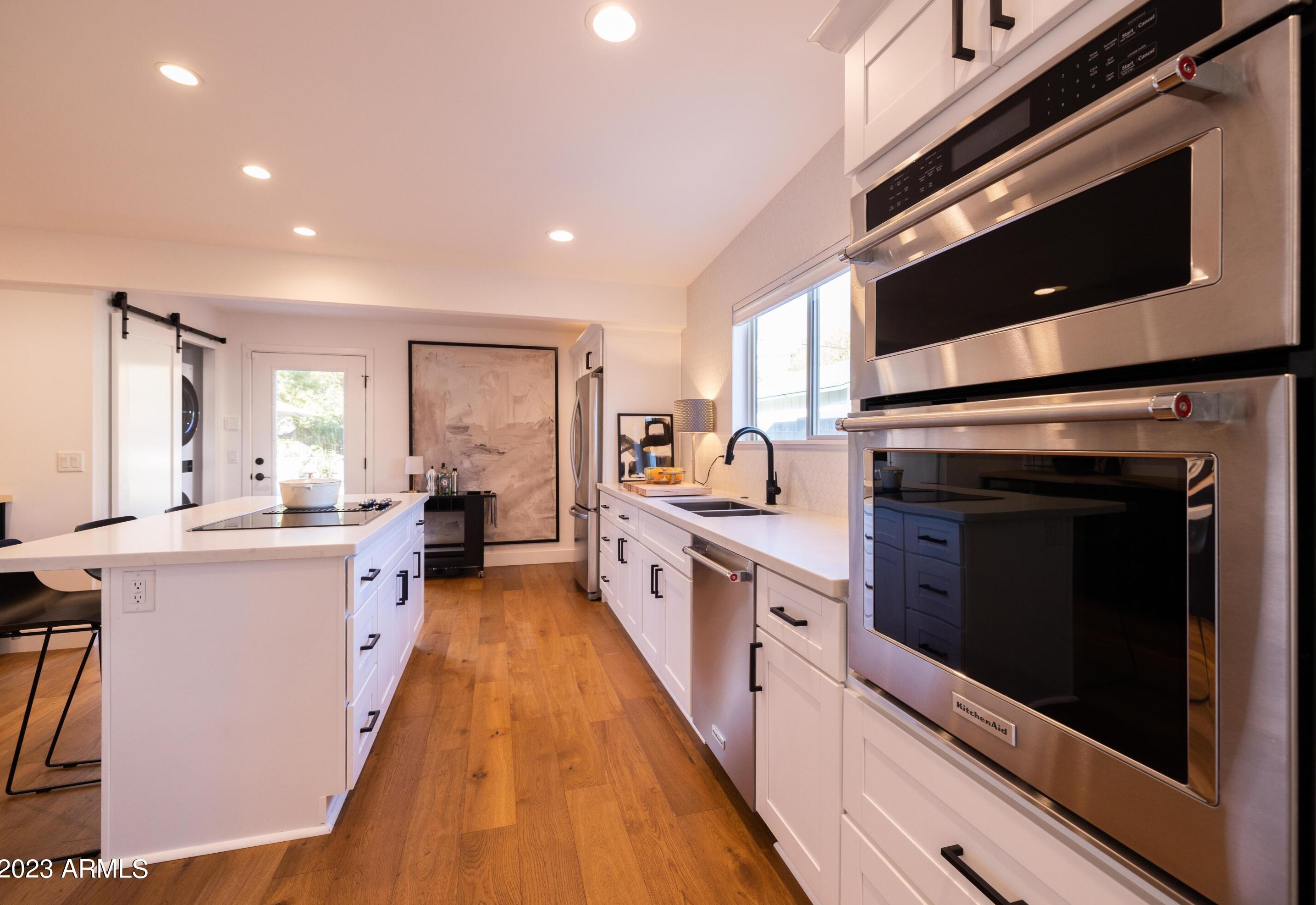 52 Lewis Ave, Phoenix AZ  85003-1037 exterior