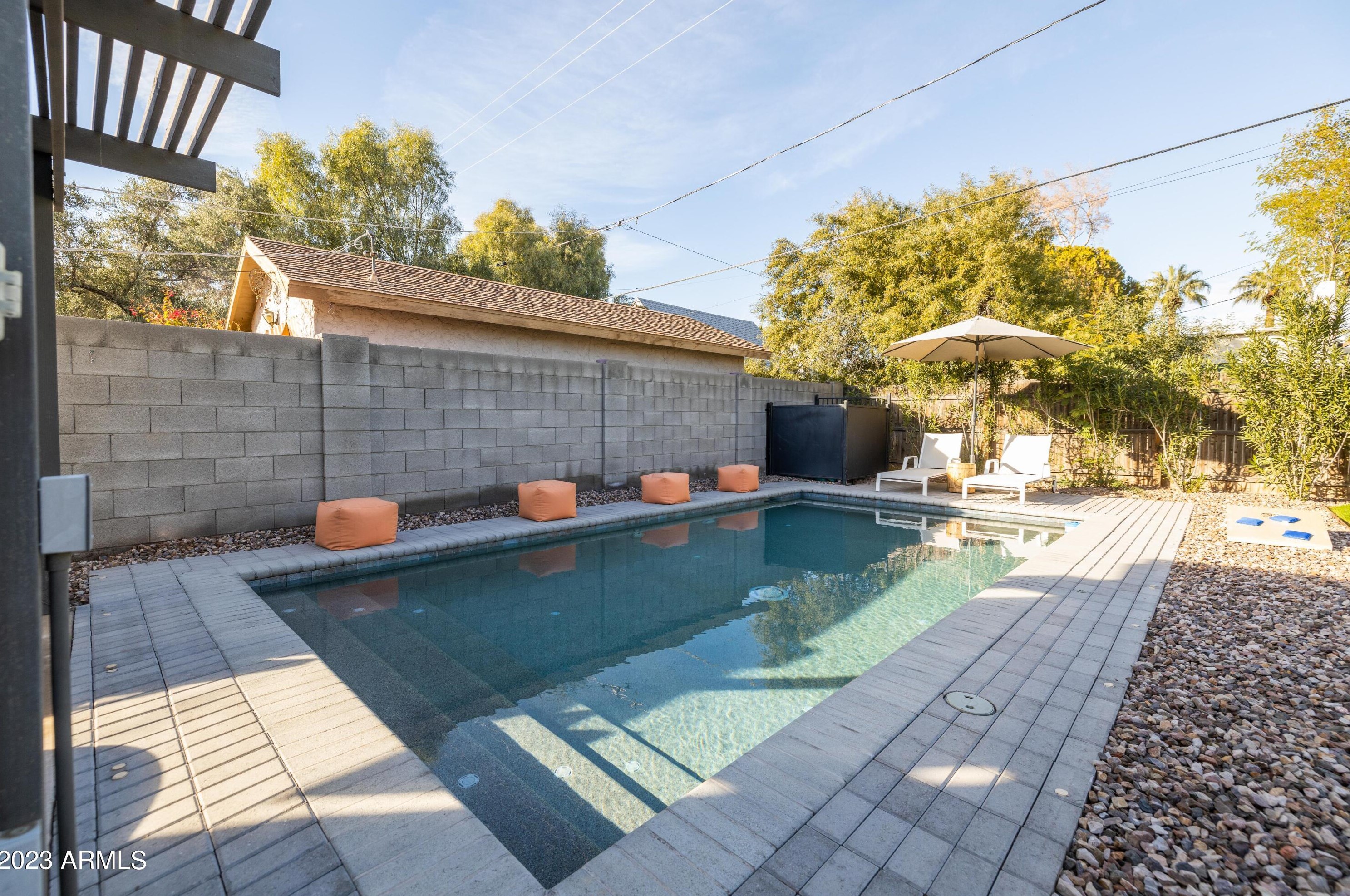 52 Lewis Ave, Phoenix AZ  85003-1037 exterior