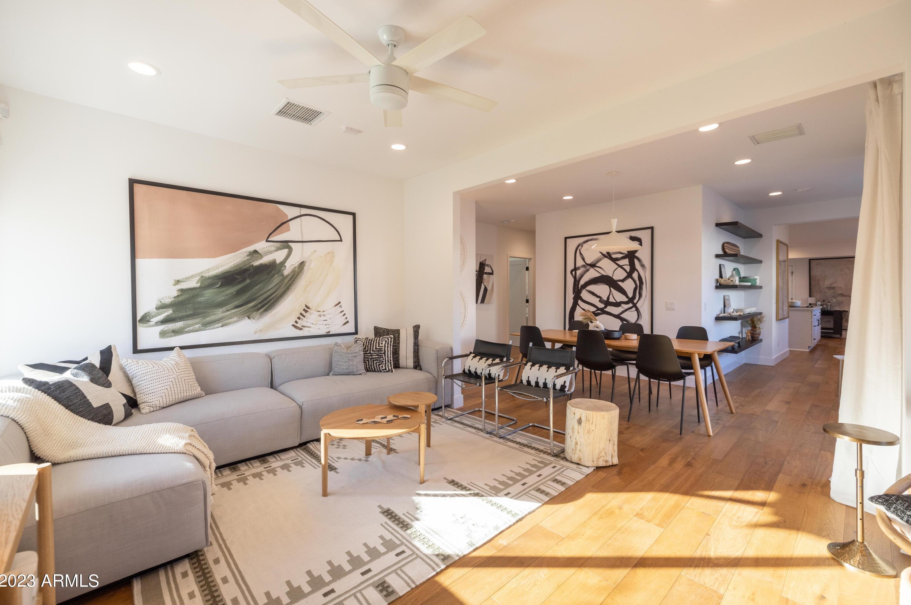 52 Lewis Ave, Phoenix AZ  85003-1037 exterior