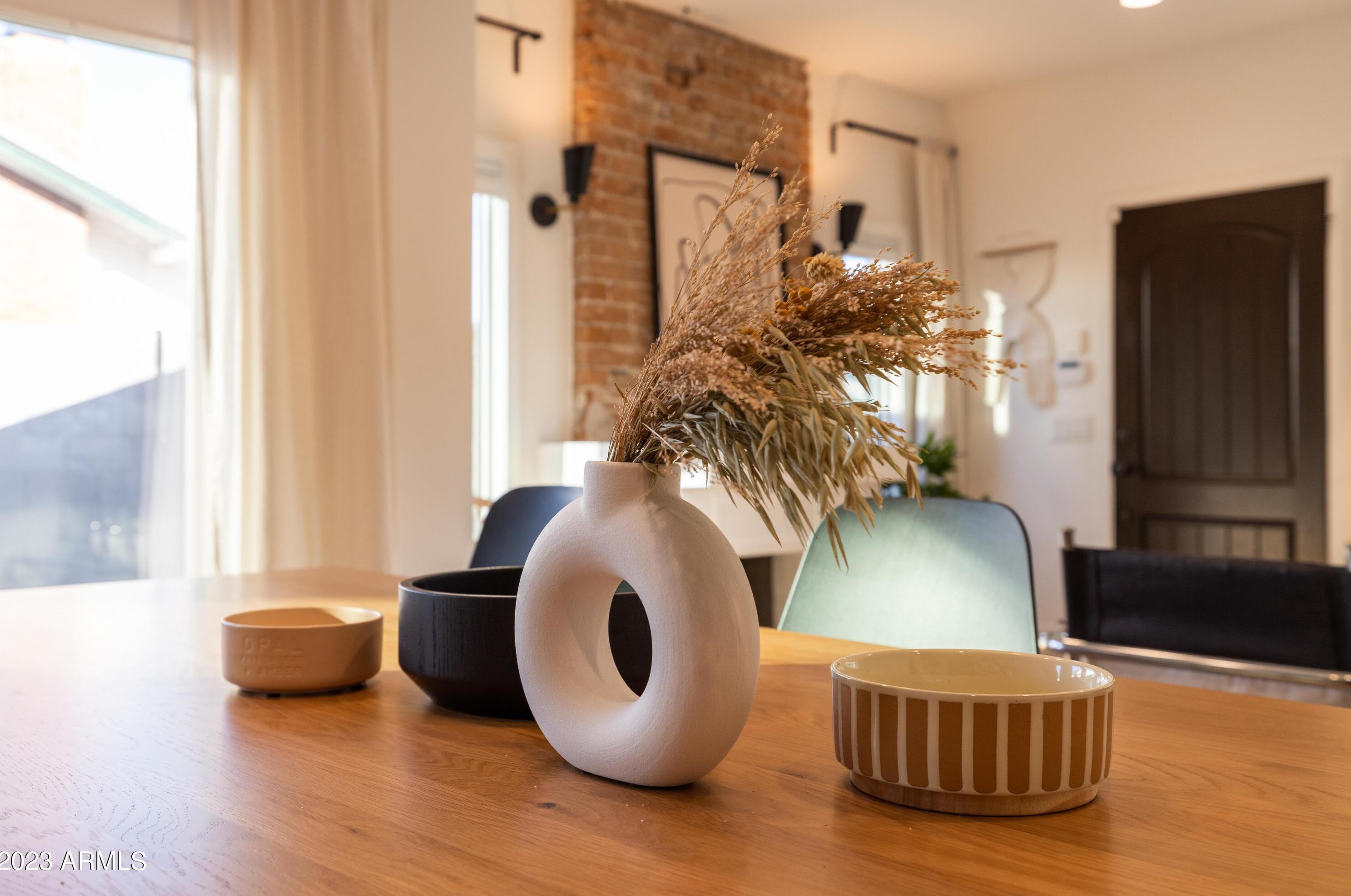 52 Lewis Ave, Phoenix AZ  85003-1037 exterior