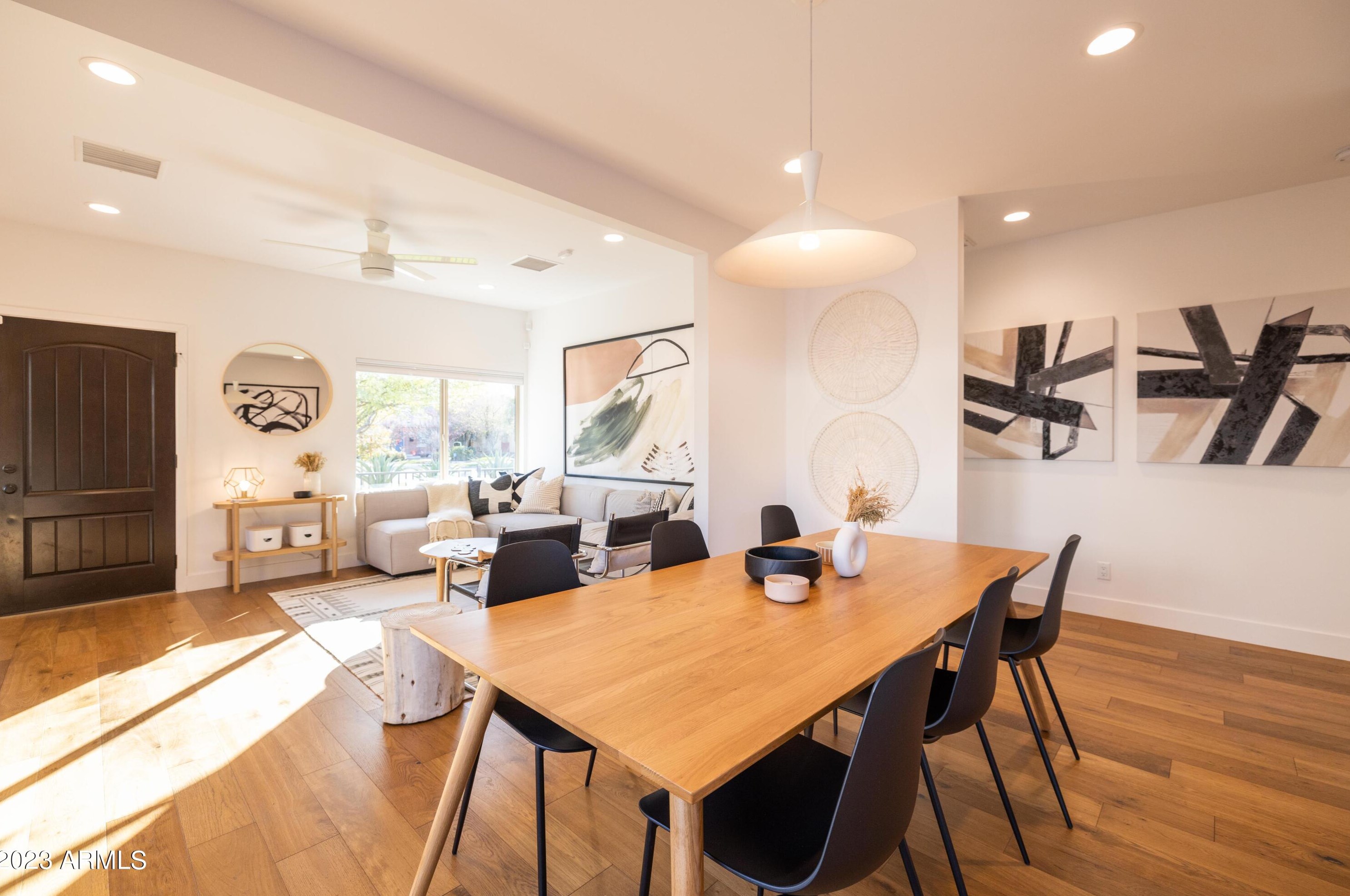 52 Lewis Ave, Phoenix AZ  85003-1037 exterior