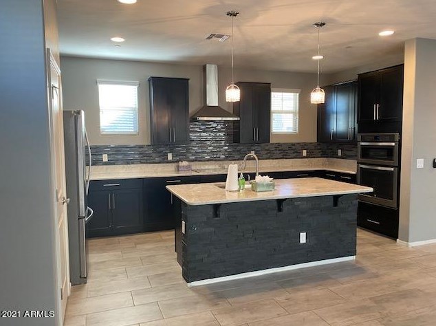 827 S Swallow Ln, Gilbert, AZ 85296