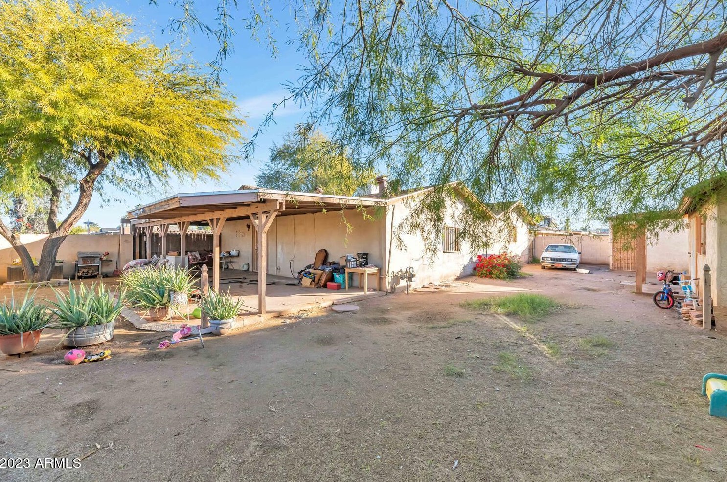 2841 Turney Ave, Phoenix AZ 85016-5849 exterior