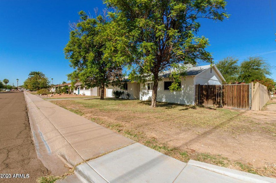 7544 E Kimsey Ln, Scottsdale, AZ 85257