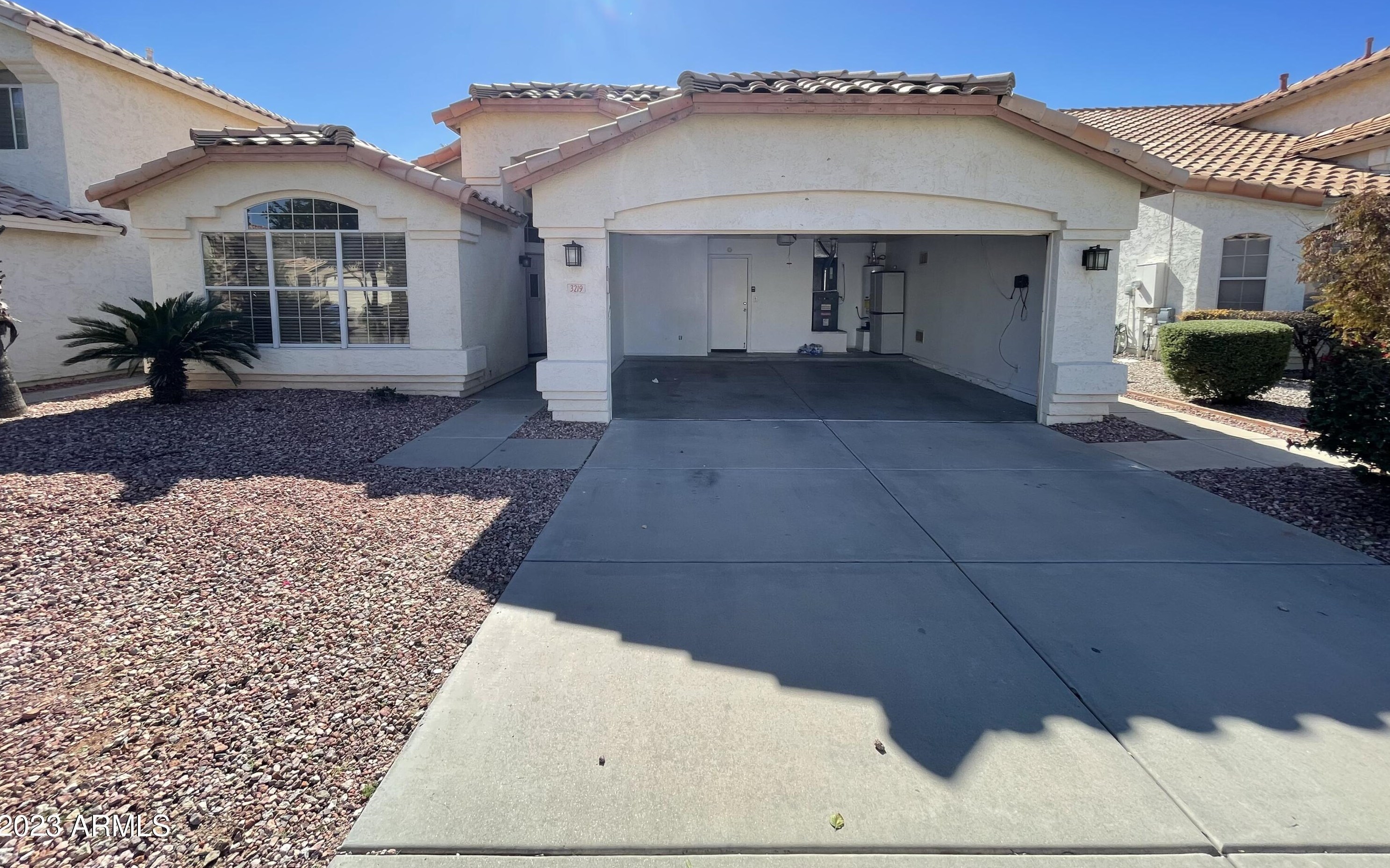 3219 E Muirwood Dr, Phoenix, AZ 85048