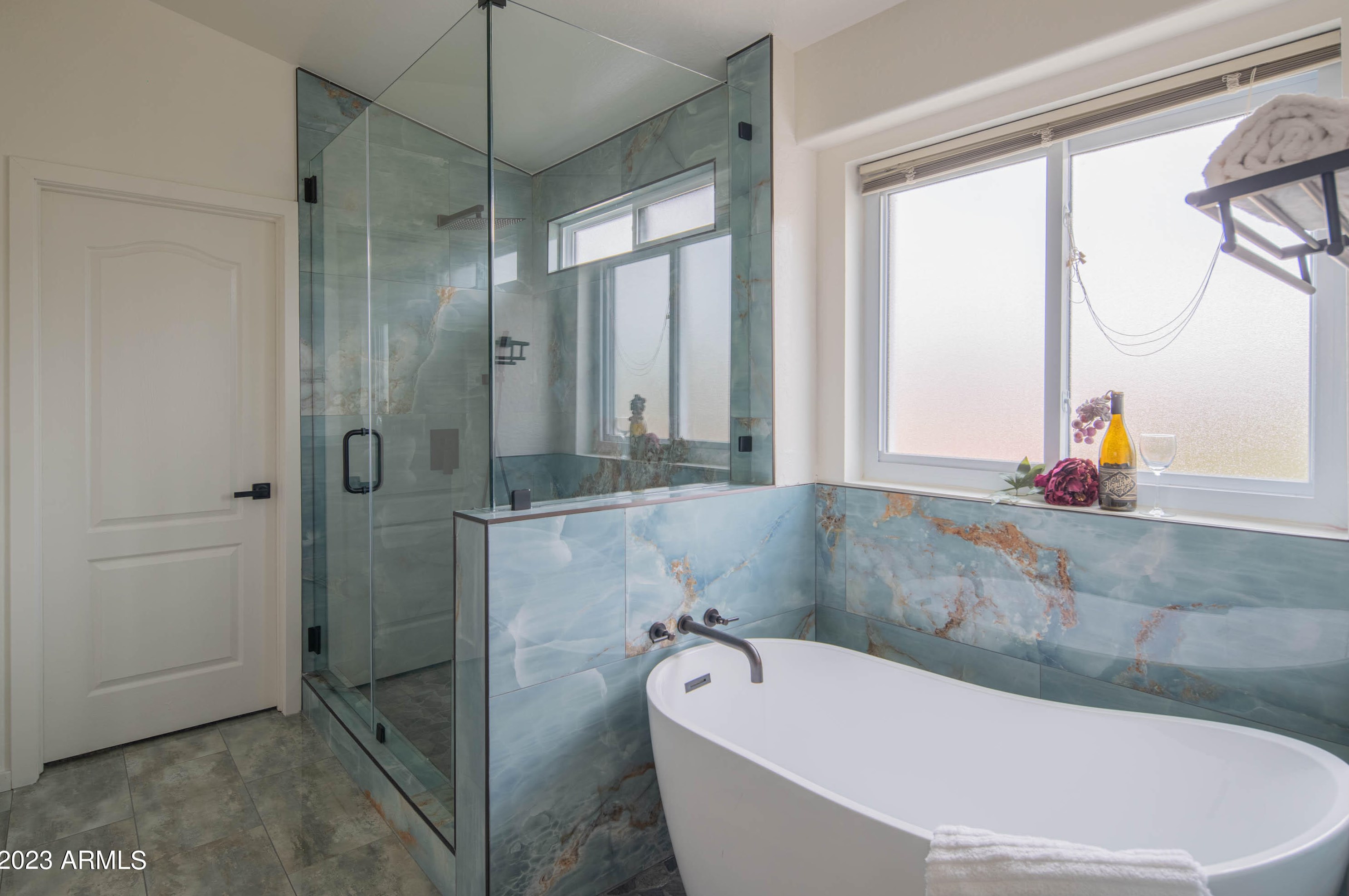 930 Tonopah Dr, Phoenix, AZ 85024-9101