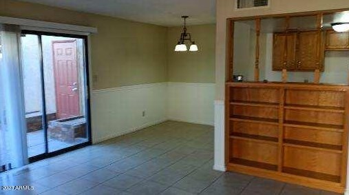 948 S Alma School Rd #111, Mesa, AZ 85210