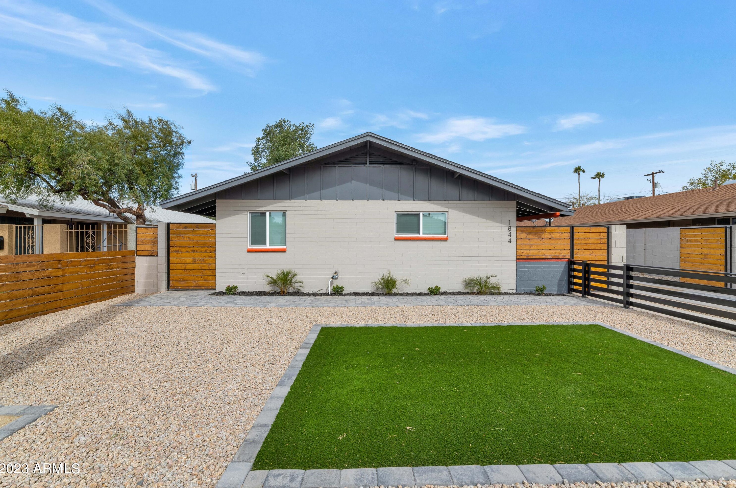 1844 Sheridan St, Phoenix, AZ 85006-1816