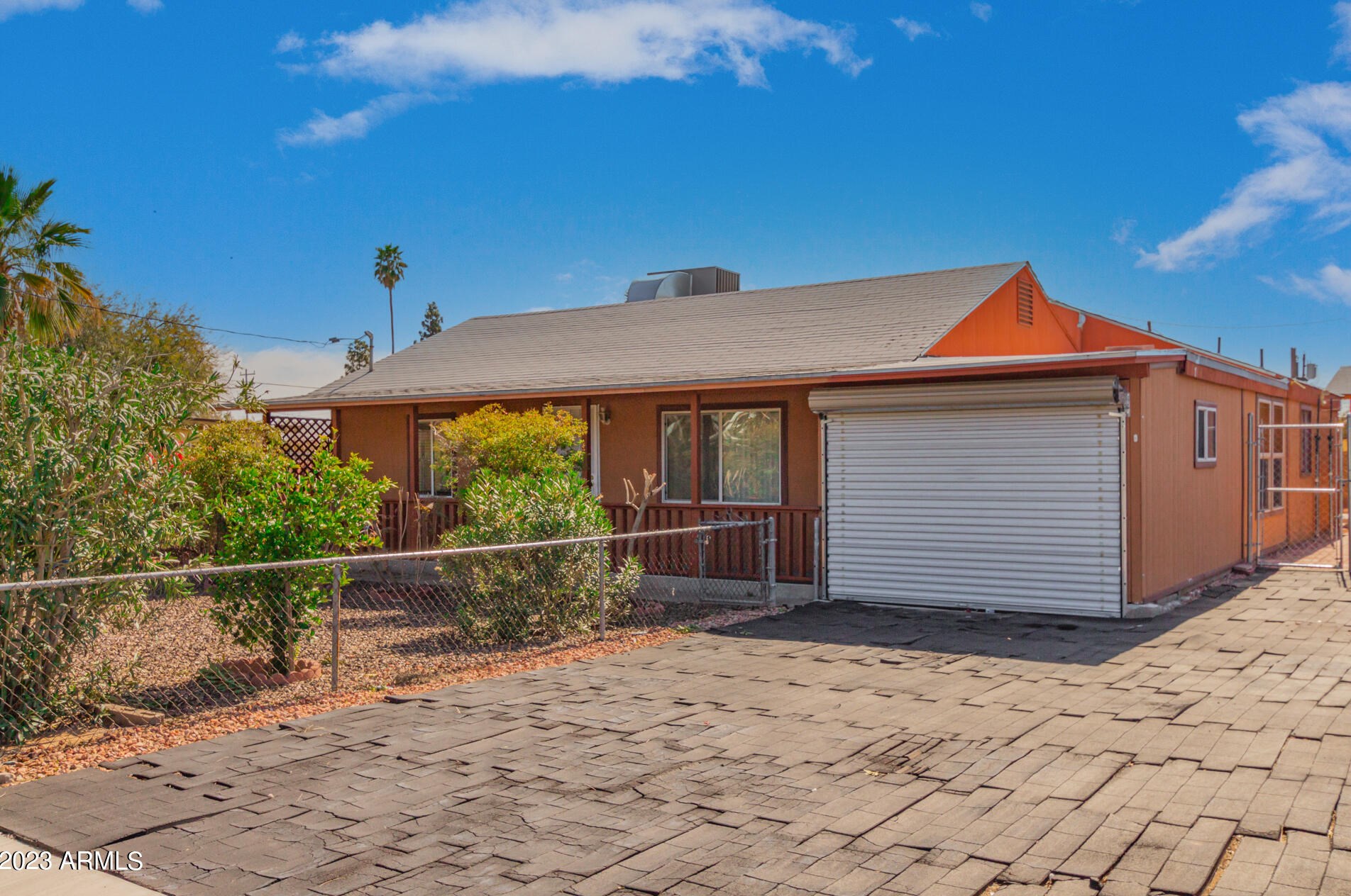 1747 Sahuaro Dr, Phoenix, AZ 85029-5039