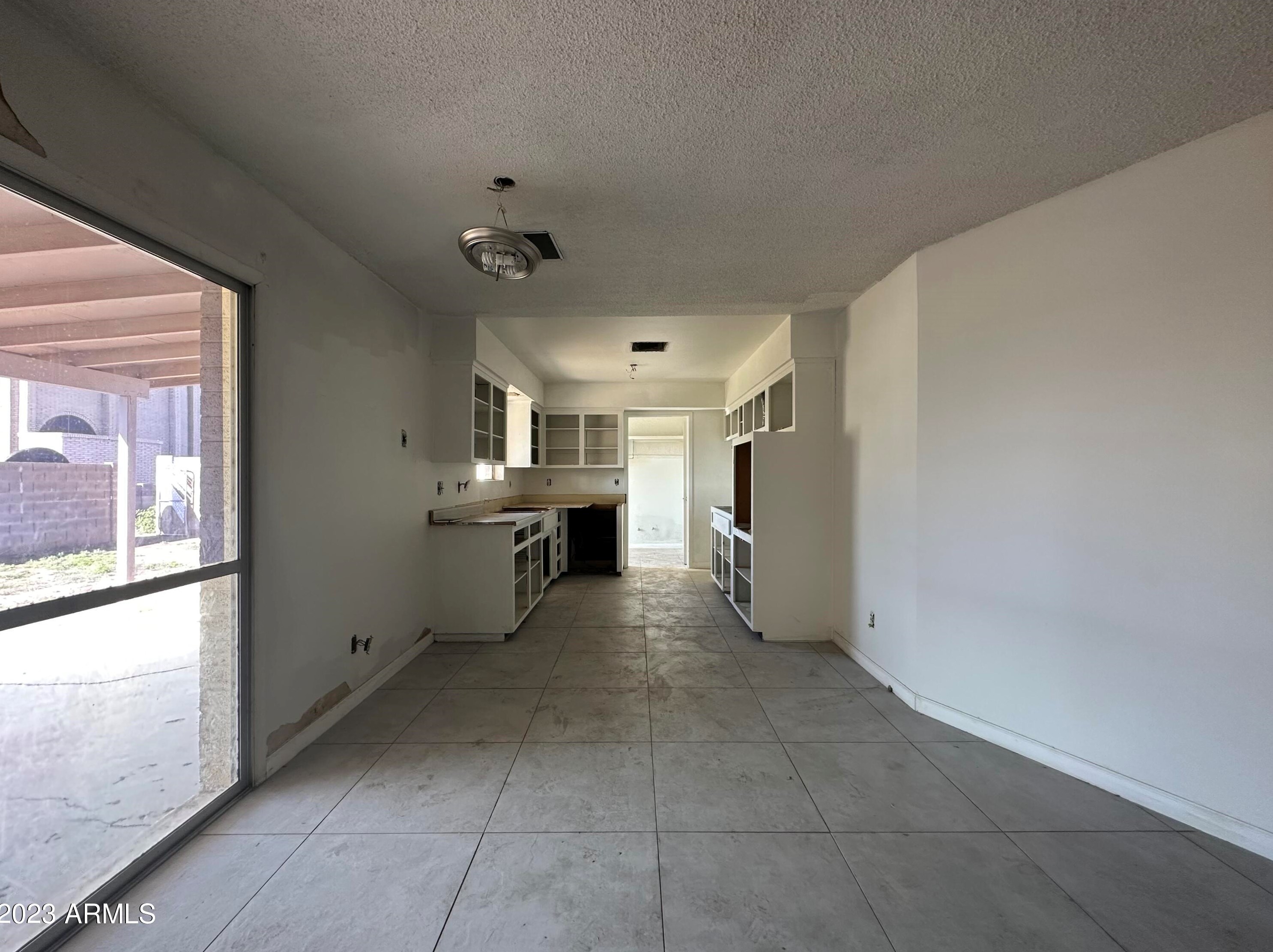 4255 Townley Ave, Phoenix, AZ 85051-3675