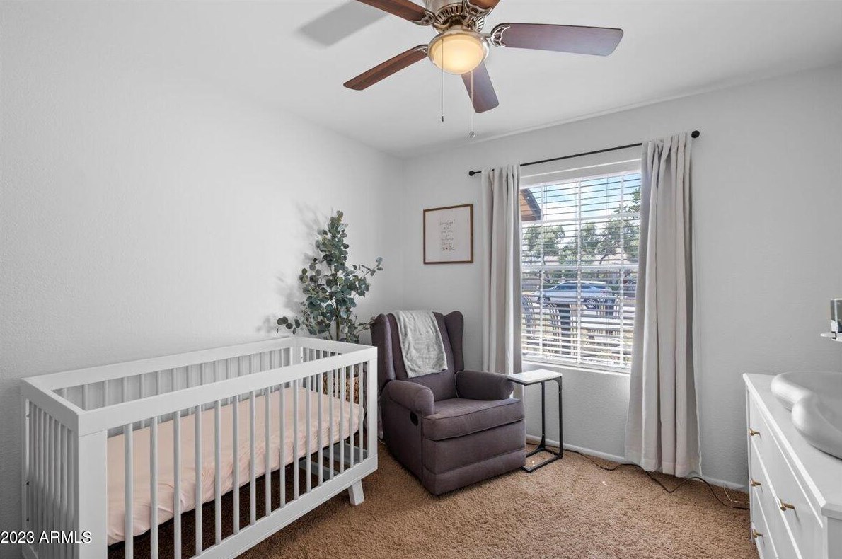 1460 Tonopah Dr, Phoenix AZ  85027-3654 exterior