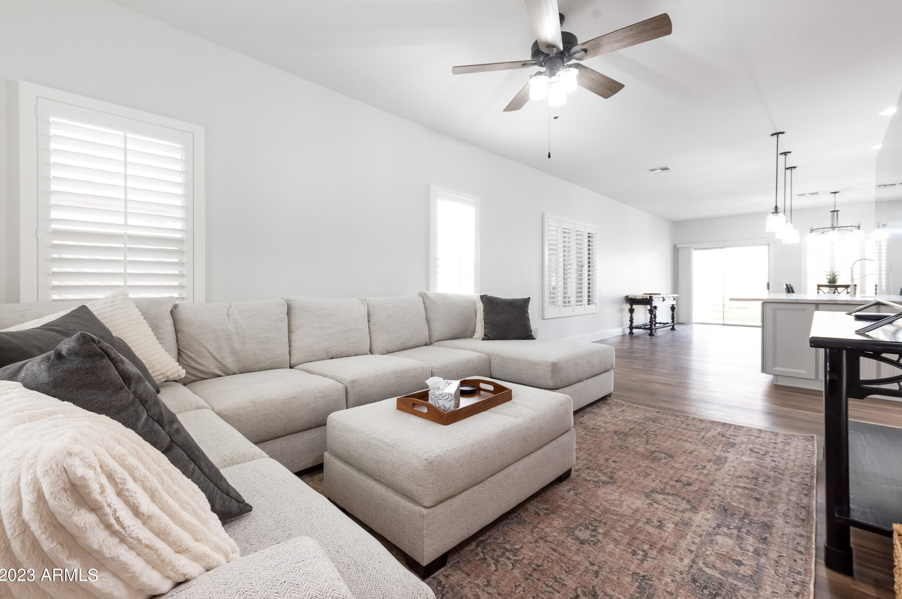 922 W Tremaine Ave, Gilbert, AZ 85233