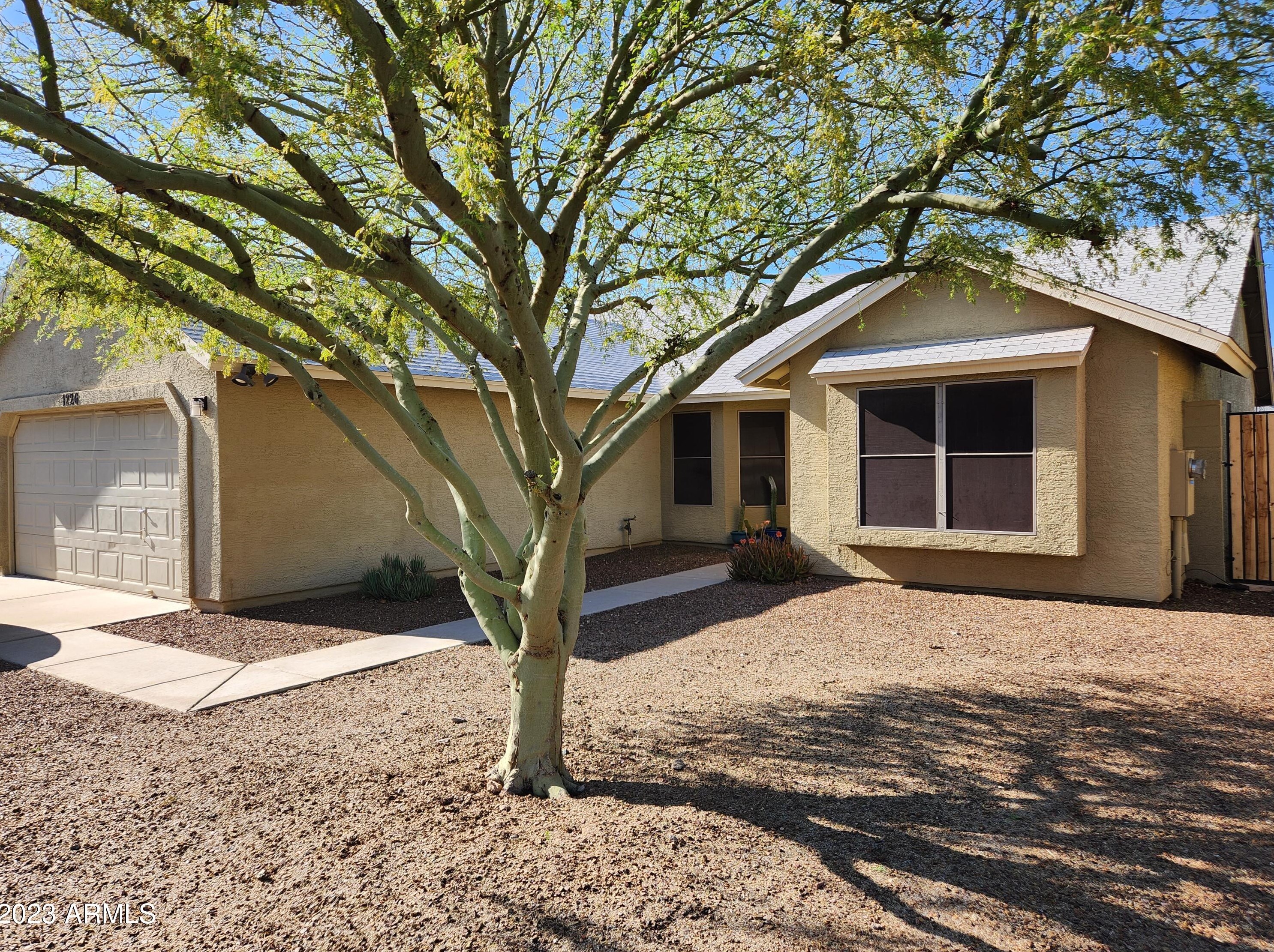 1226 Taro Ln, Phoenix, AZ 85024-2396