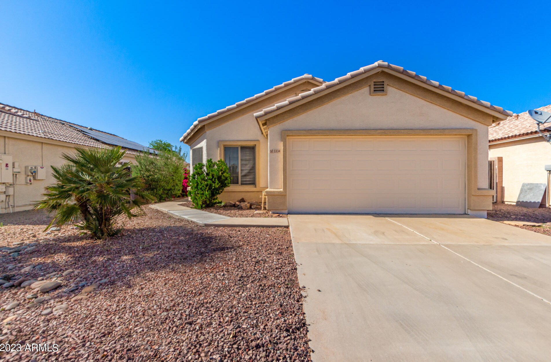 3334 Tina Ln, Phoenix, AZ 85027-1666