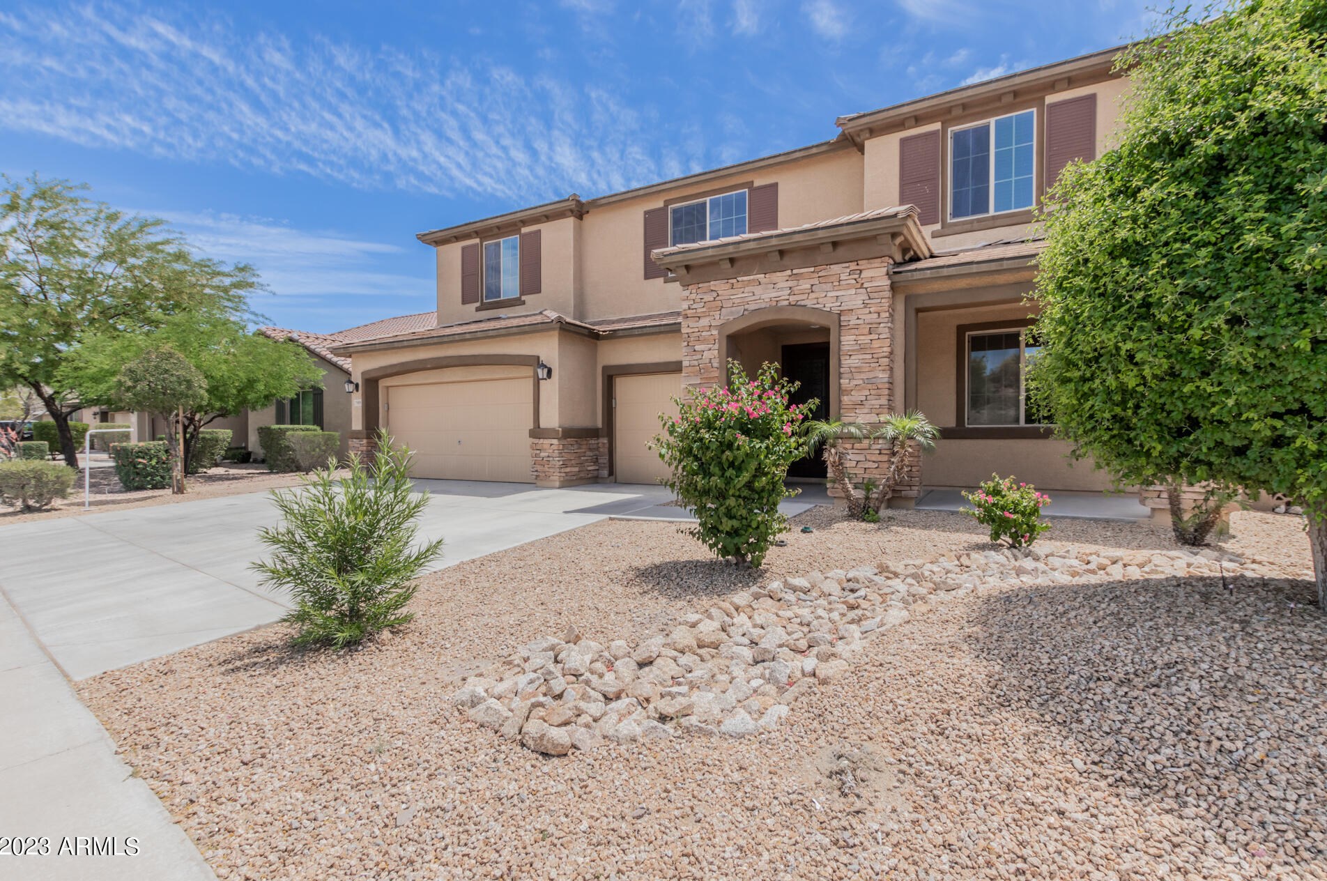 7989 W Redbird Rd, Peoria, AZ 85383