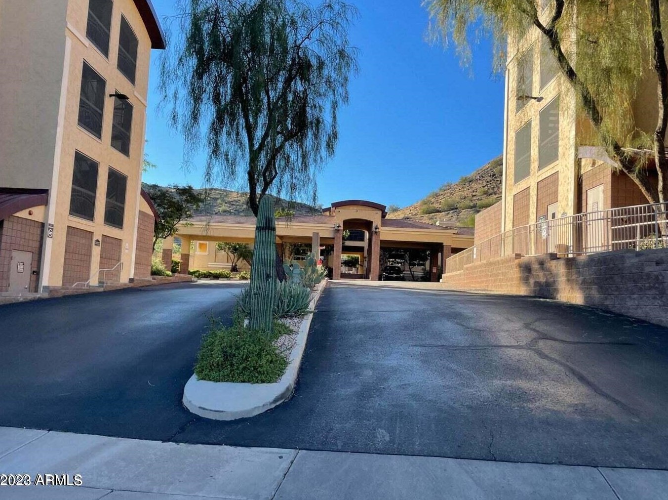 9820 N Central Ave #202, Phoenix, AZ 85020