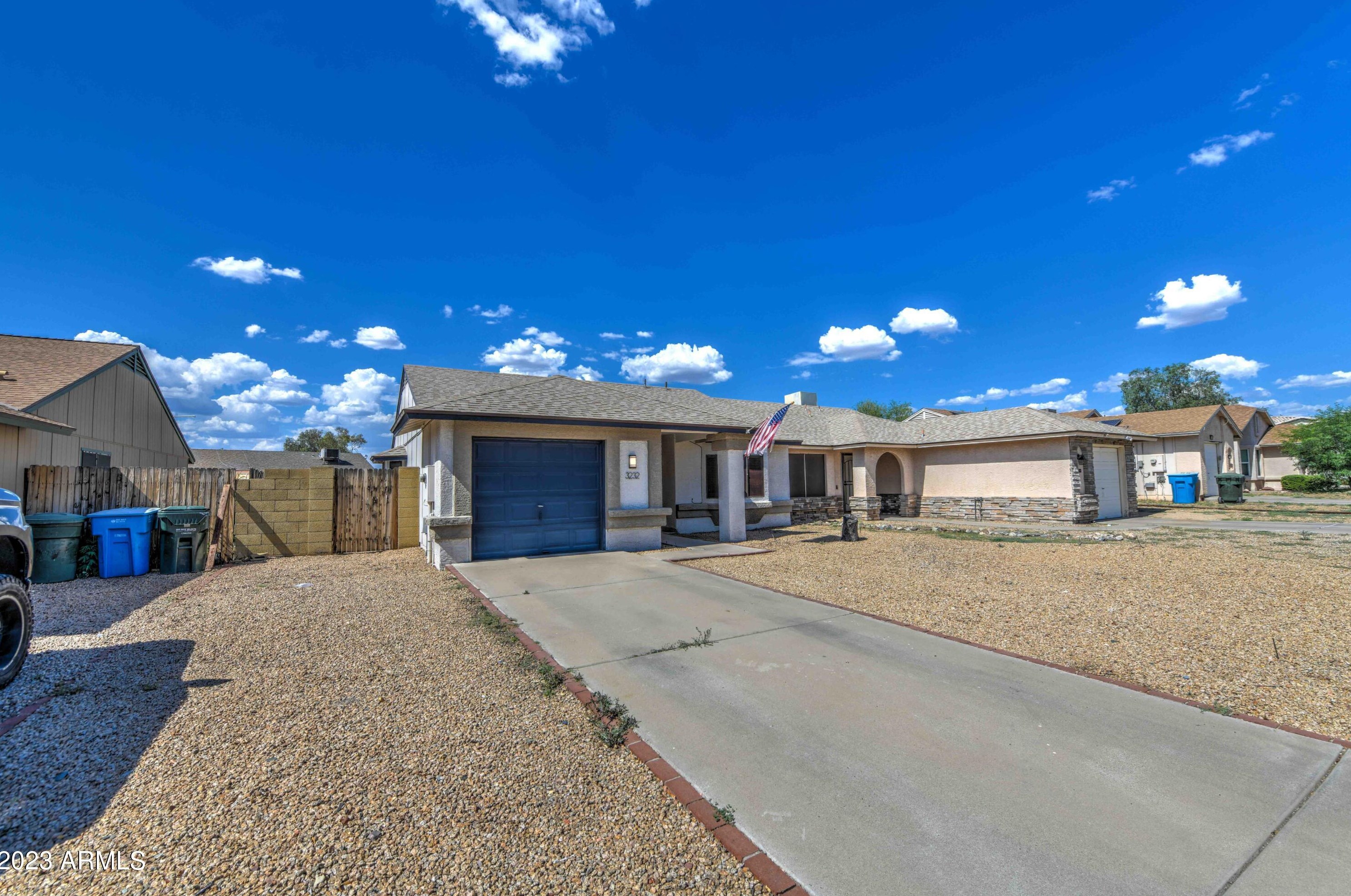 3232 Tonopah Dr, Phoenix, AZ 85027-6071