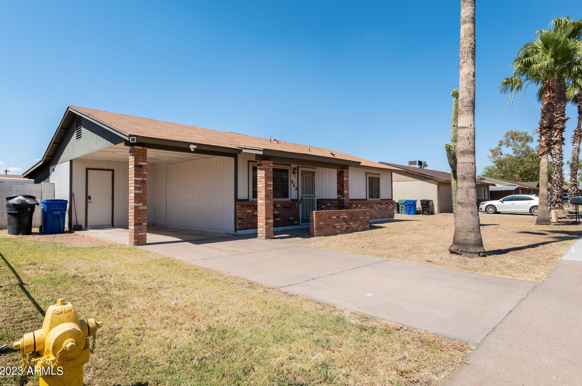 964 W Hackamore St, Mesa, AZ 85201