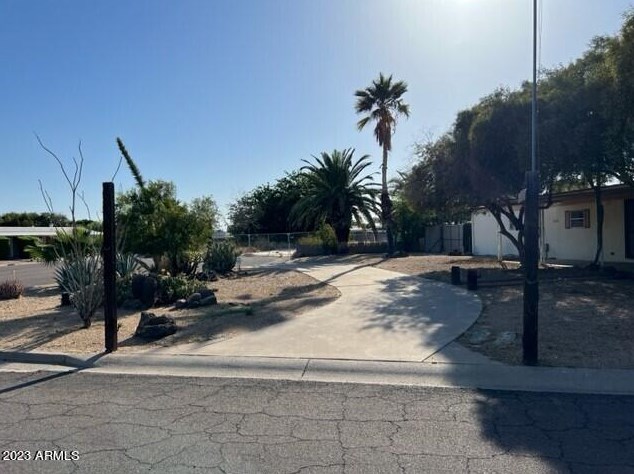 18238 N 6th St, Phoenix, AZ 85022