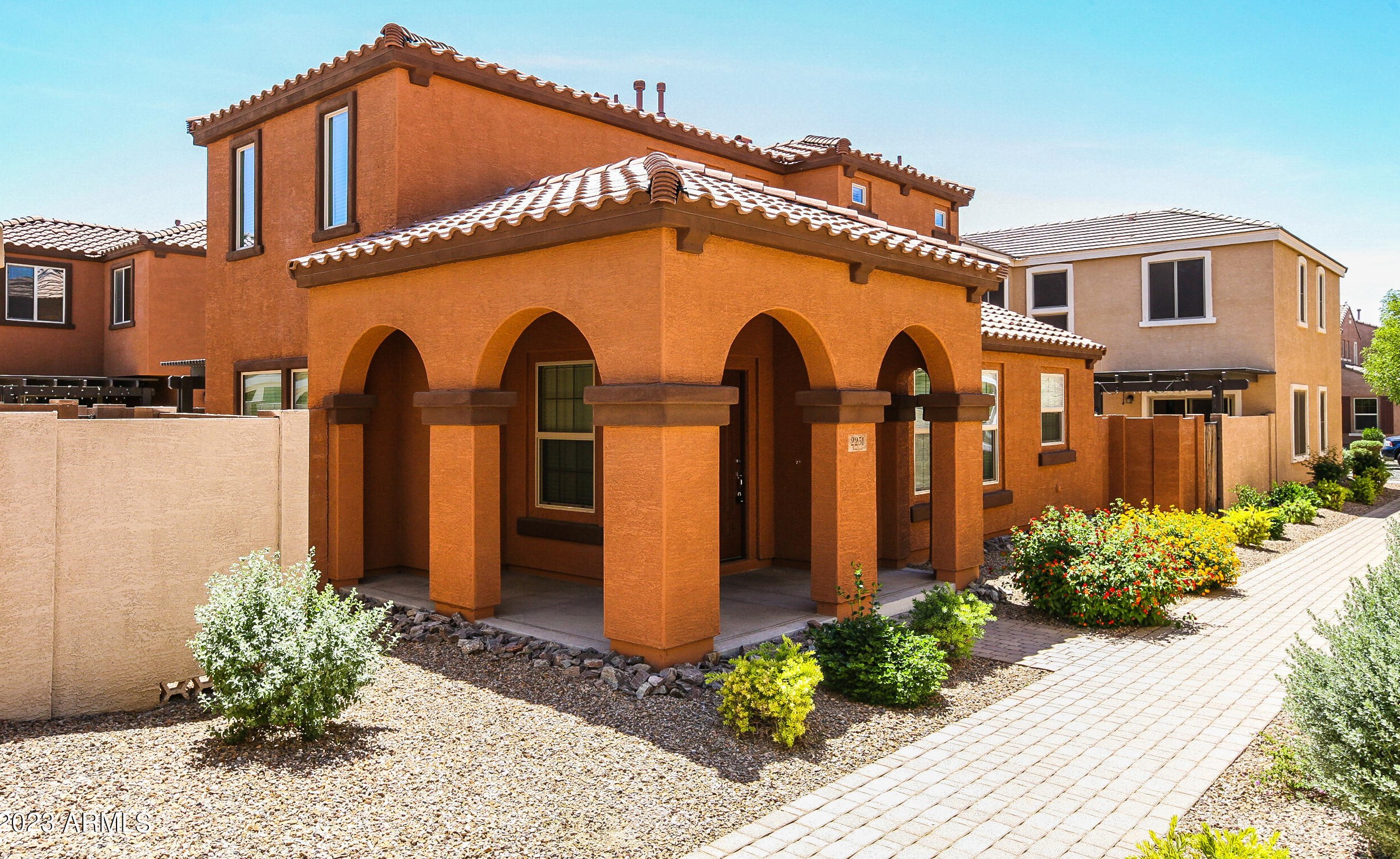 2251 S Buckaroo Trl, Gilbert, AZ 85295