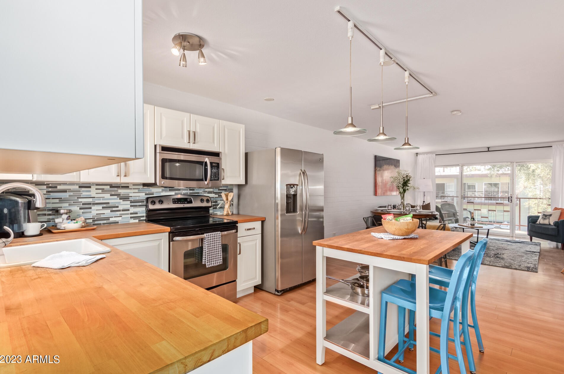 3737 E Turney Ave Apt 211, Phoenix, AZ 85018