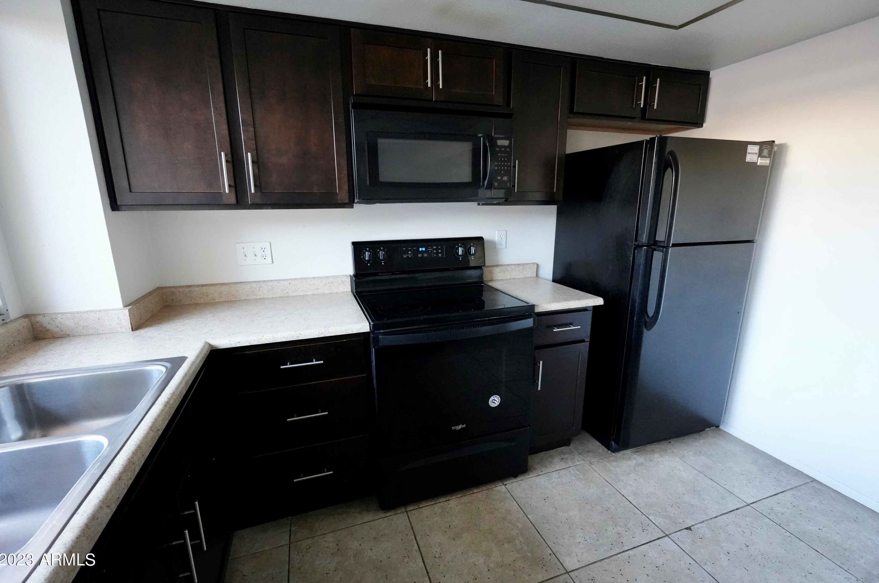 3320 Juniper St, Tempe AZ  85282-5604 exterior